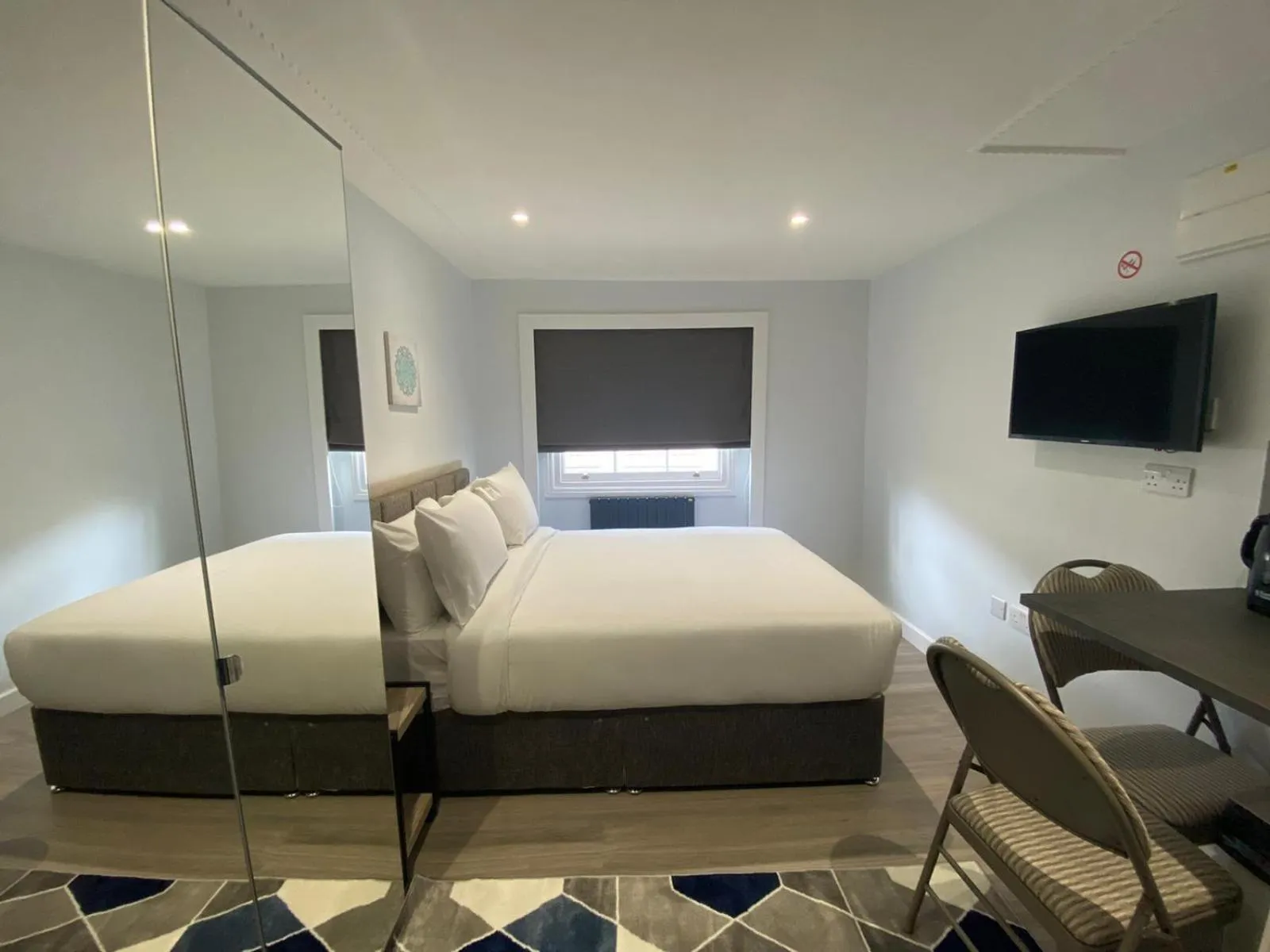 Bedroom, Bed in MSK Premium