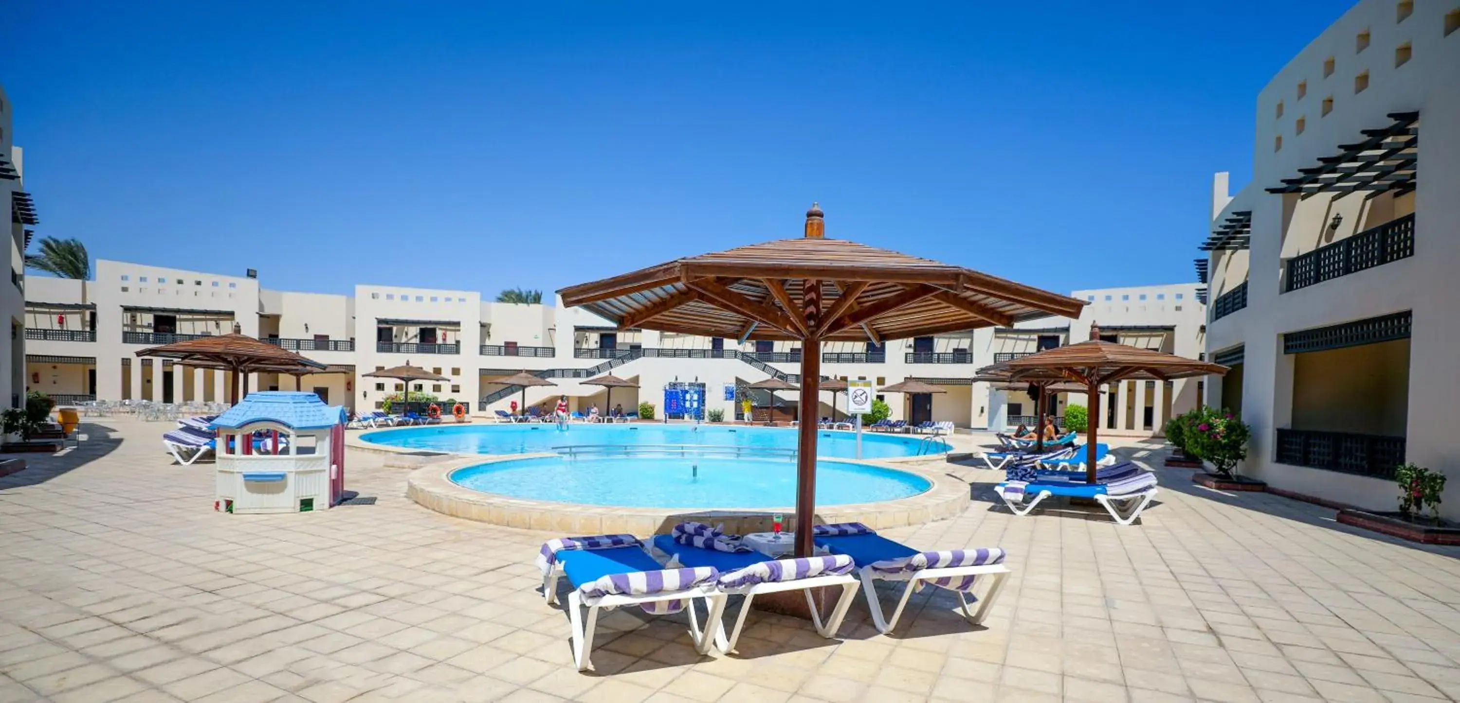 Pool view, Swimming Pool in Blend Club Aqua Resort