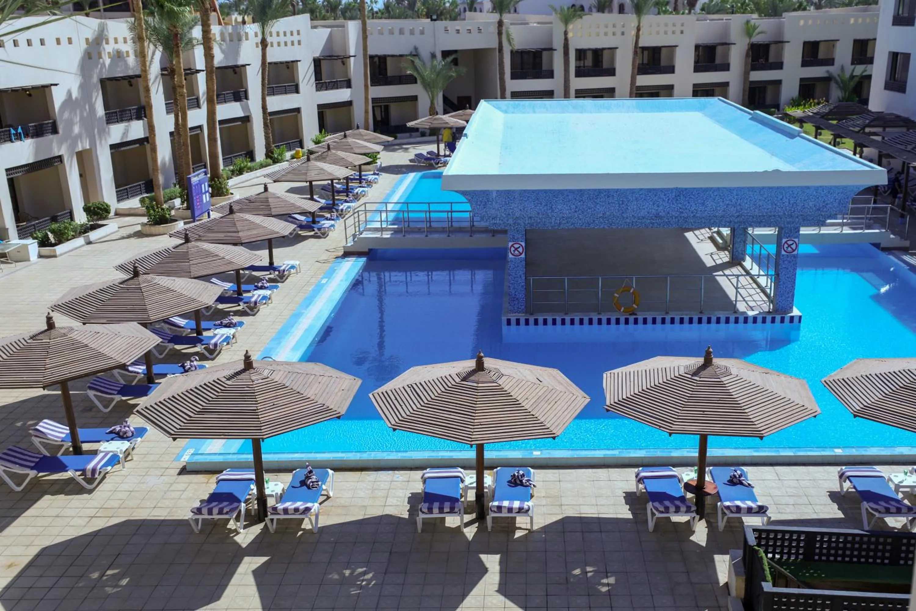 Swimming pool in Blend Club Aqua Resort