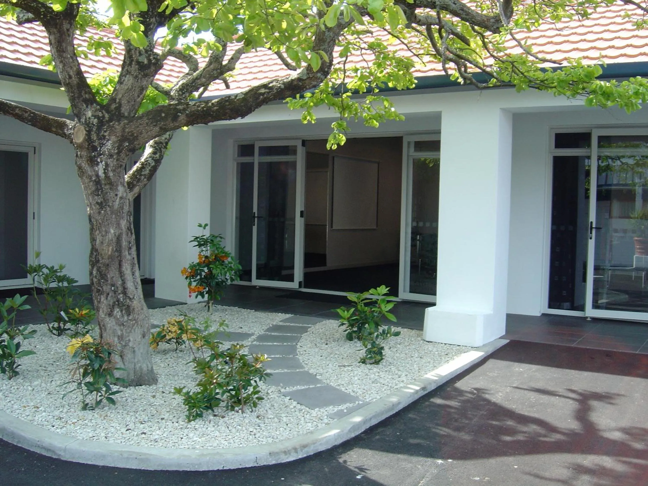 Facade/entrance in The Tauranga on the Waterfront