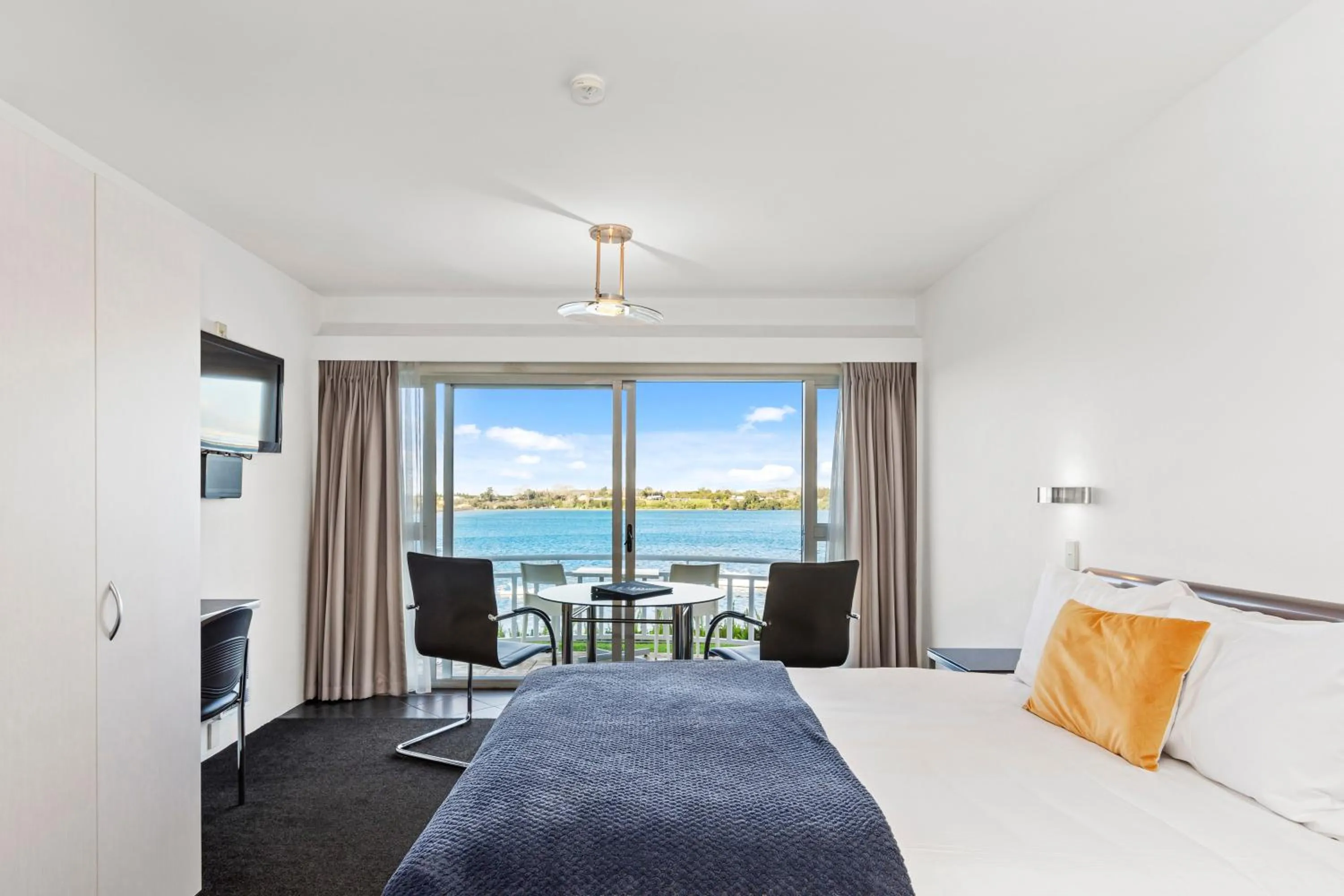 Bed in The Tauranga on the Waterfront