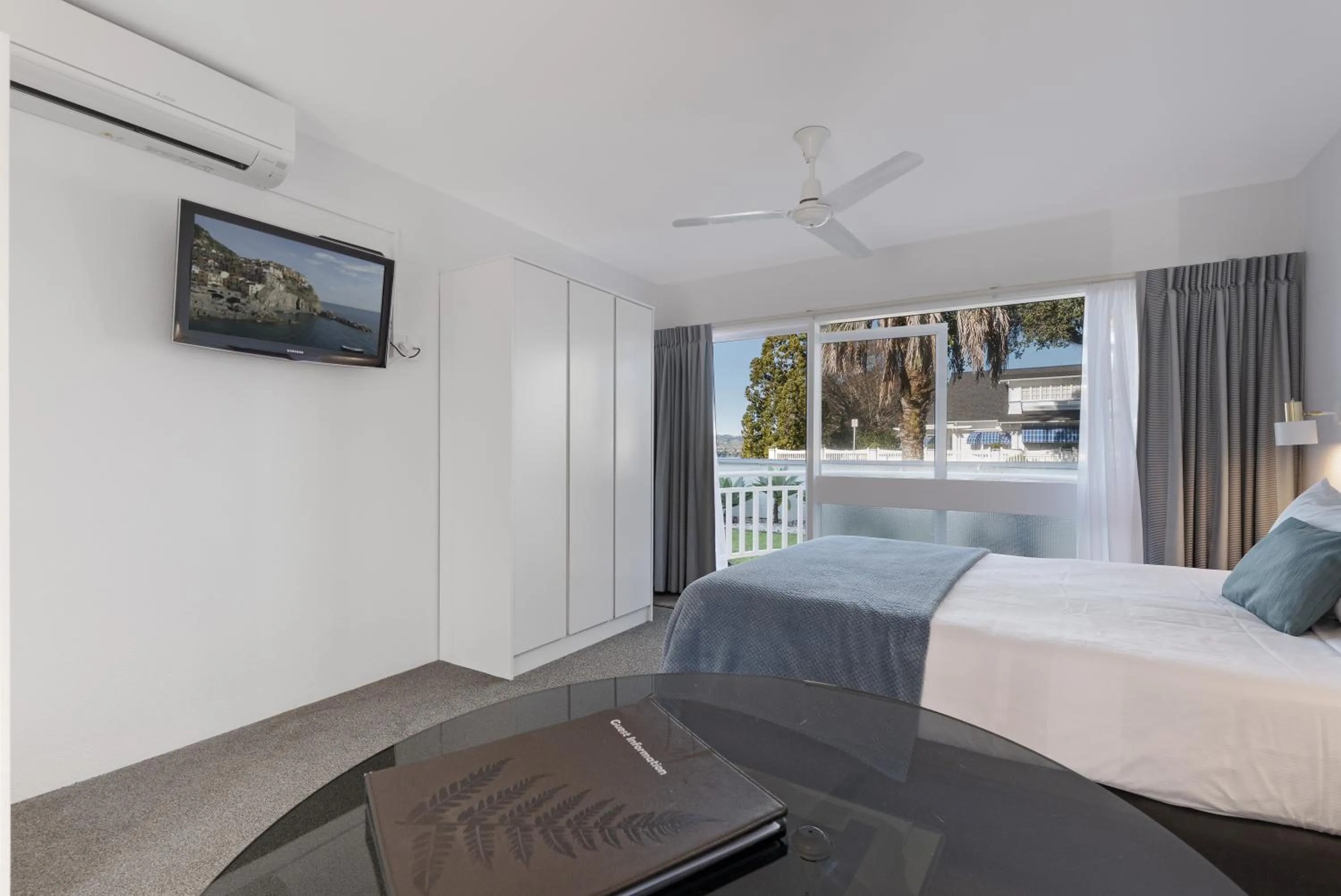 Bed in The Tauranga on the Waterfront