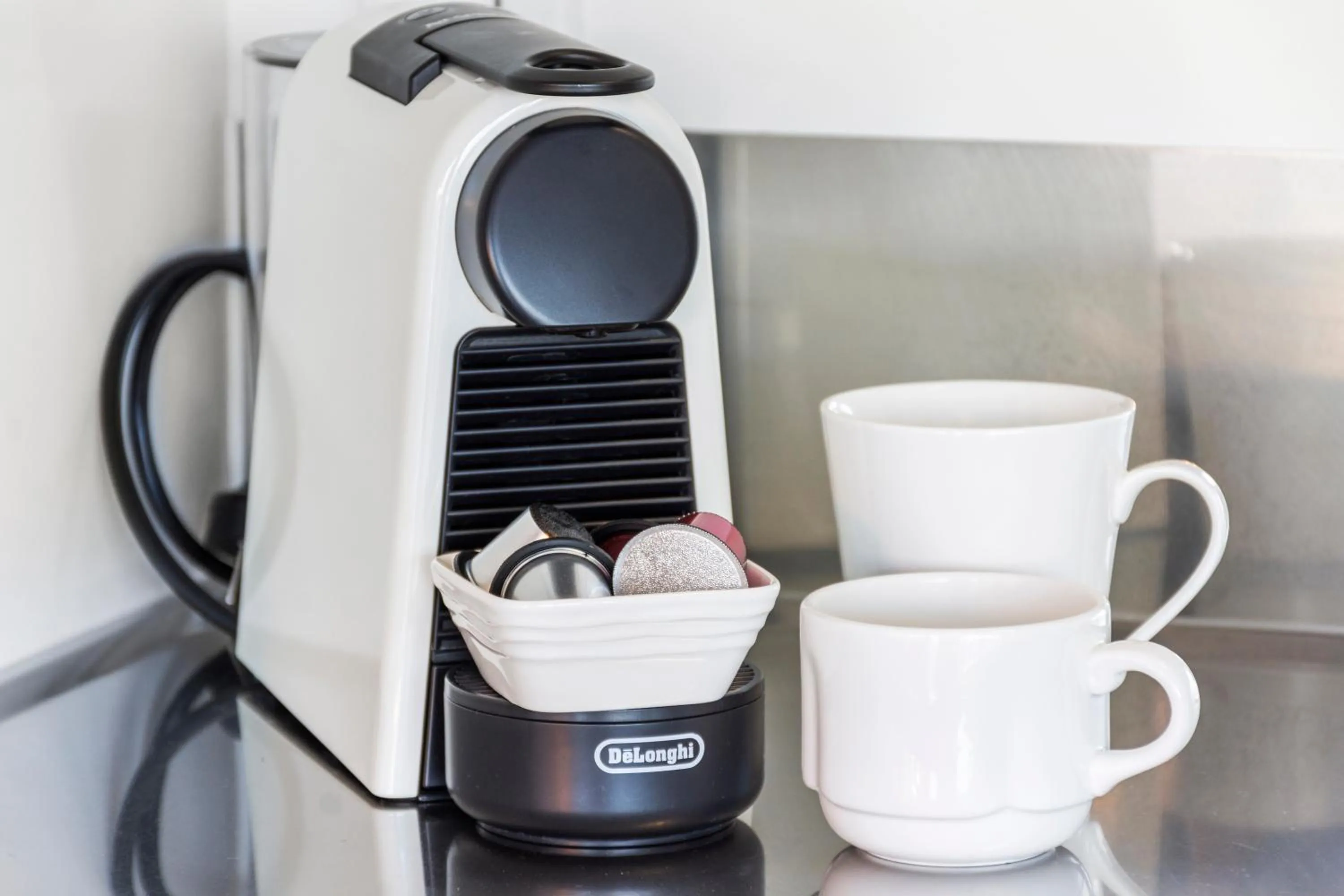 Coffee/tea facilities in The Tauranga on the Waterfront