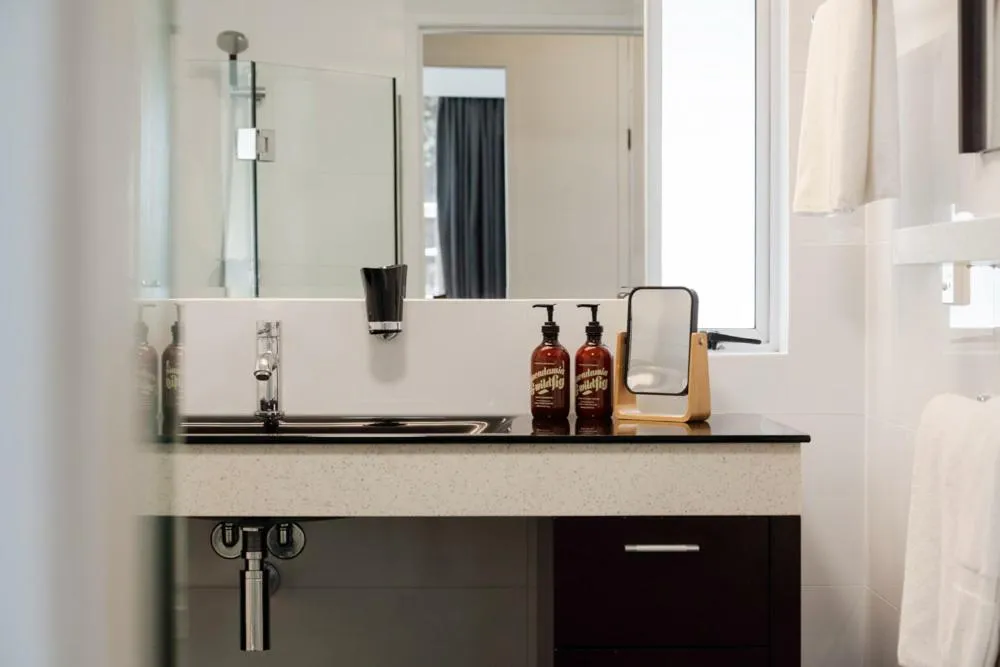 Bathroom in The Tauranga on the Waterfront