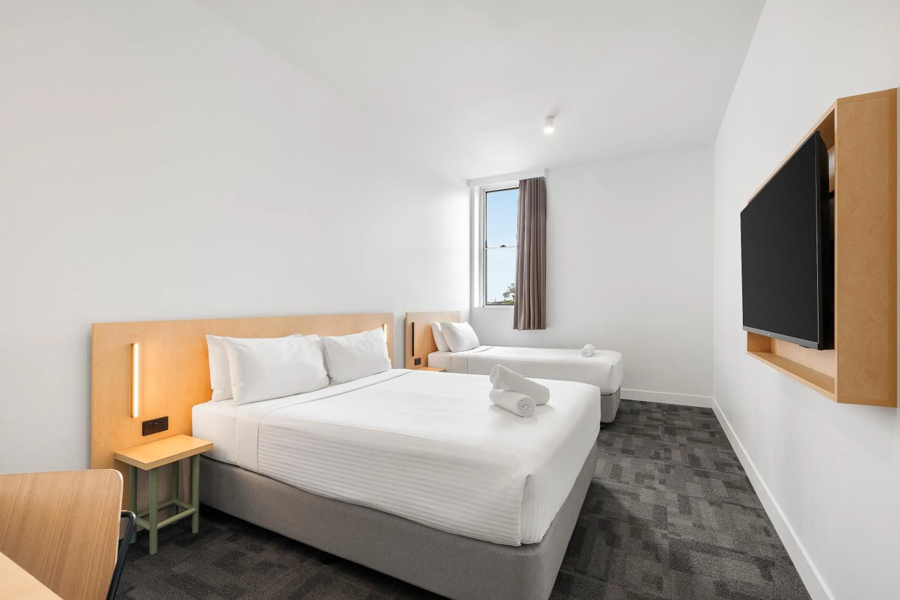 Bed in YHA Sydney Harbour