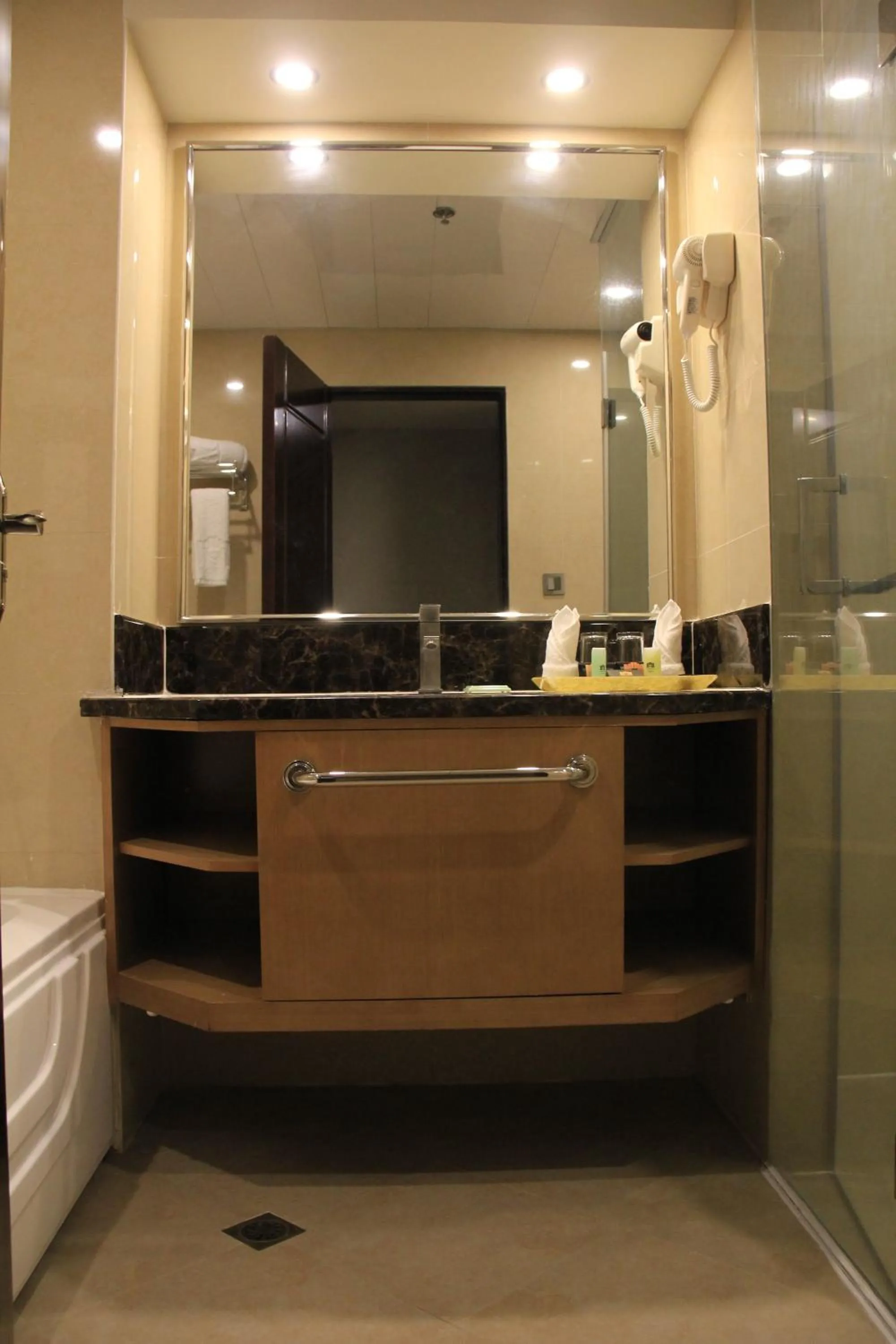 Bathroom in Savannah Resort Hotel