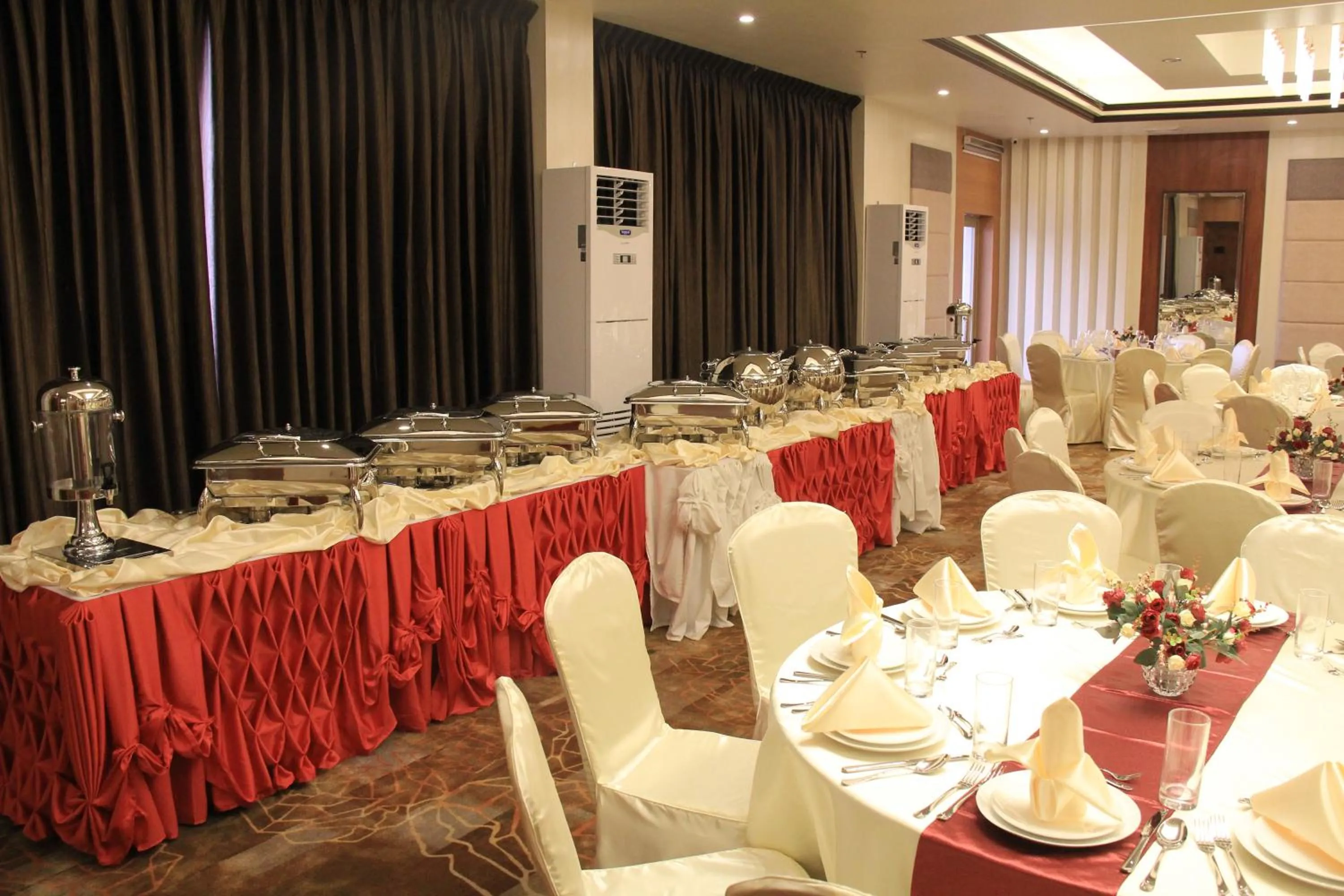 Savannah Resort Hotel