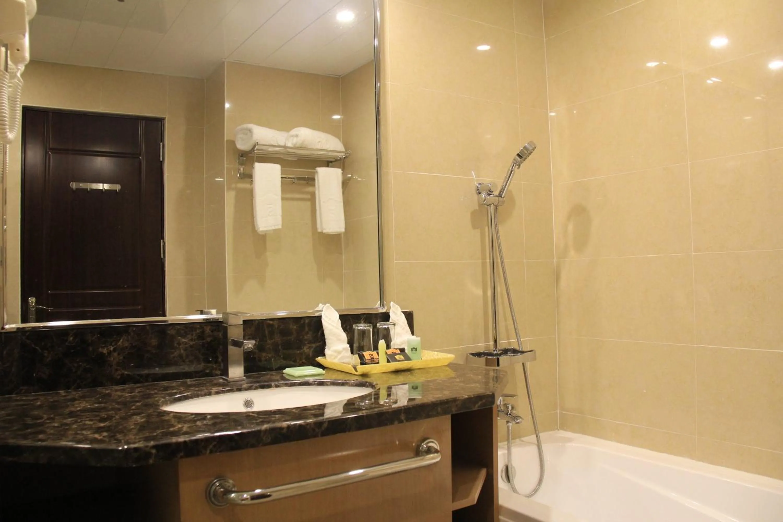 Bathroom in Savannah Resort Hotel