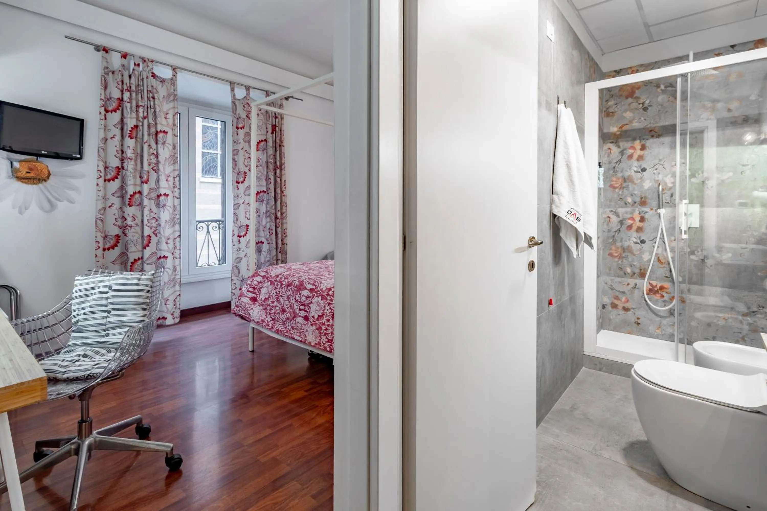 Photo of the whole room in DAB Guest House