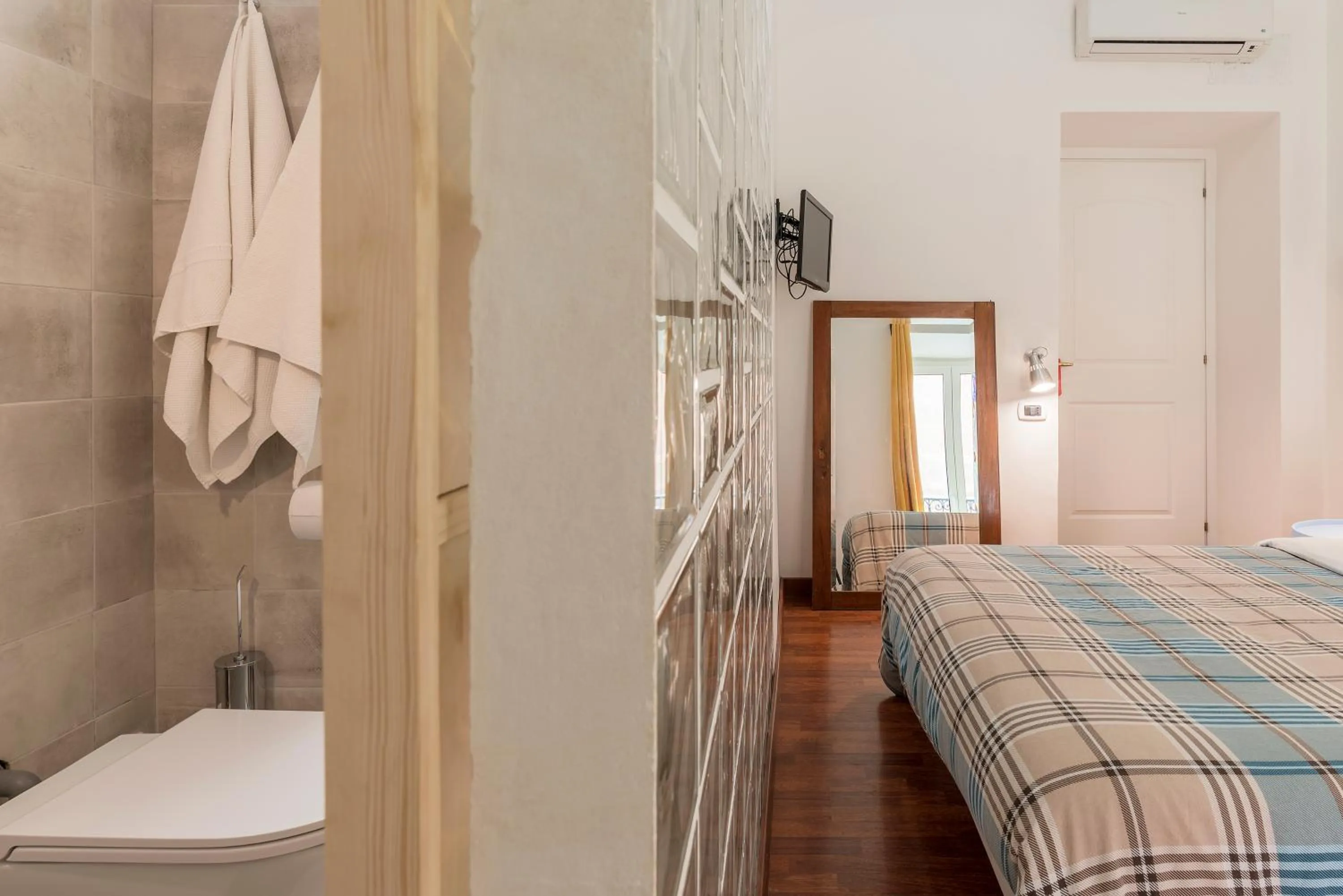 Photo of the whole room, Bed in DAB Guest House