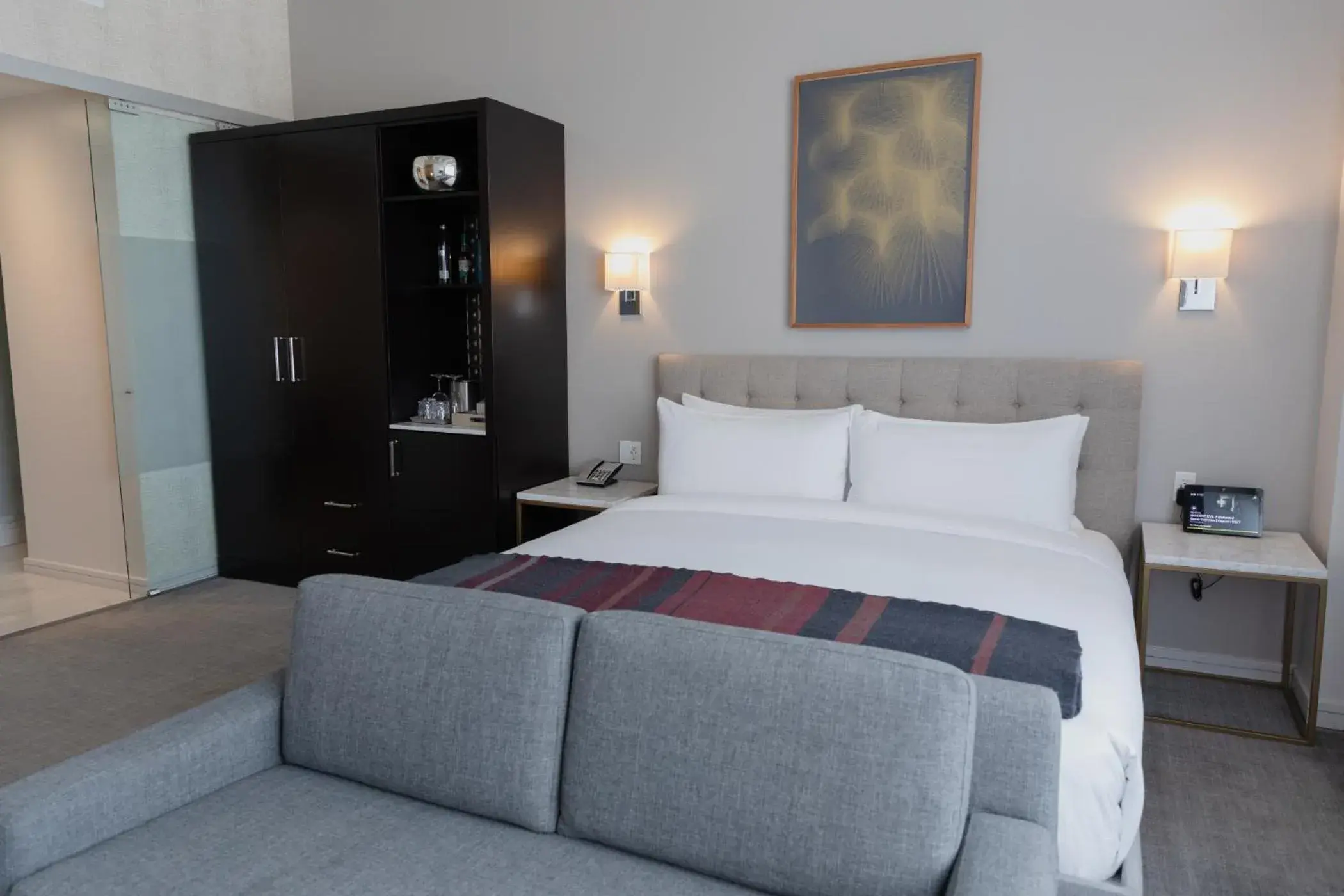 Photo of the whole room, Bed in Stanton House El Paso Photo of the whole room, Bed in Stanton House El Paso