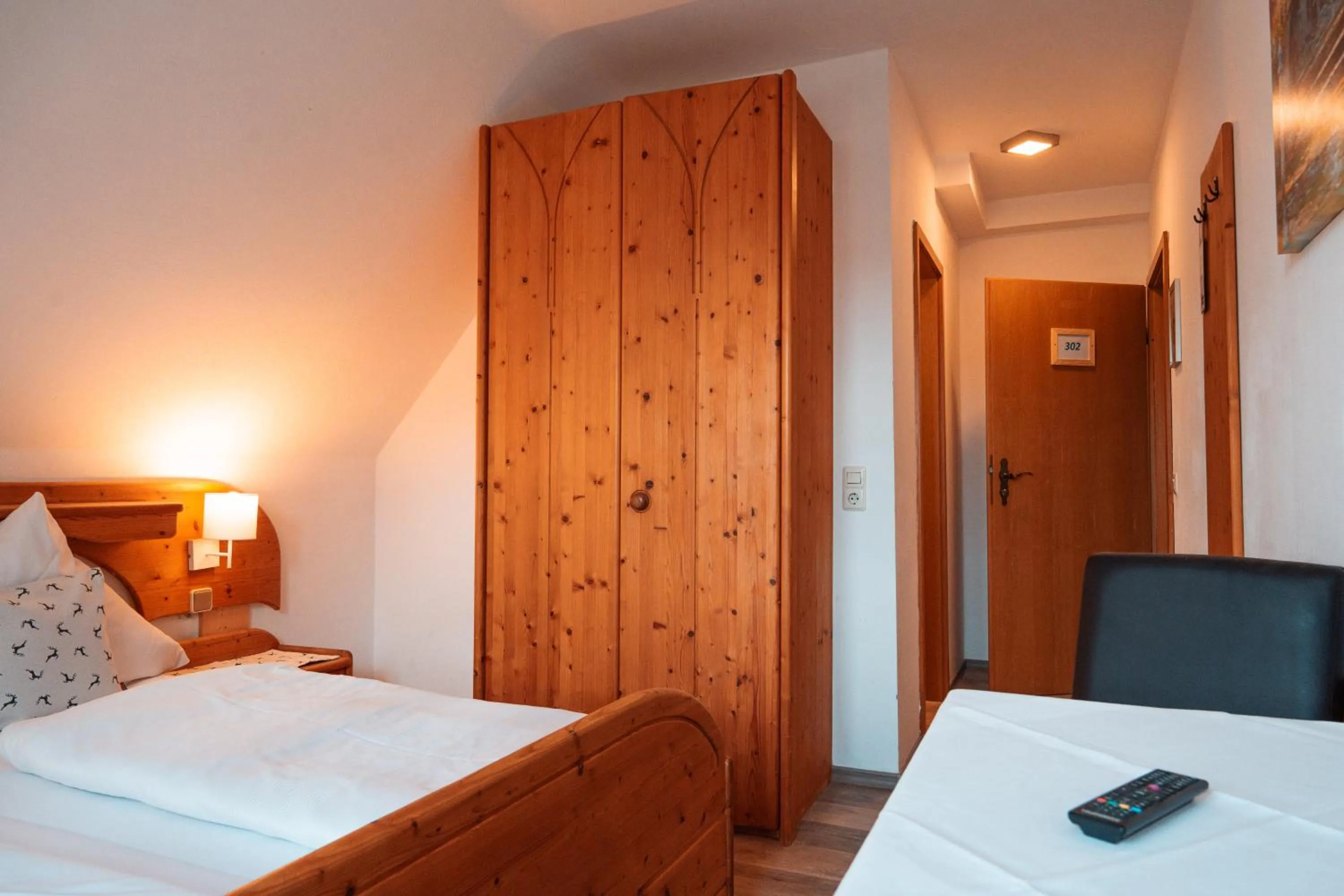 Bed in Gästehaus - Kipfenberg