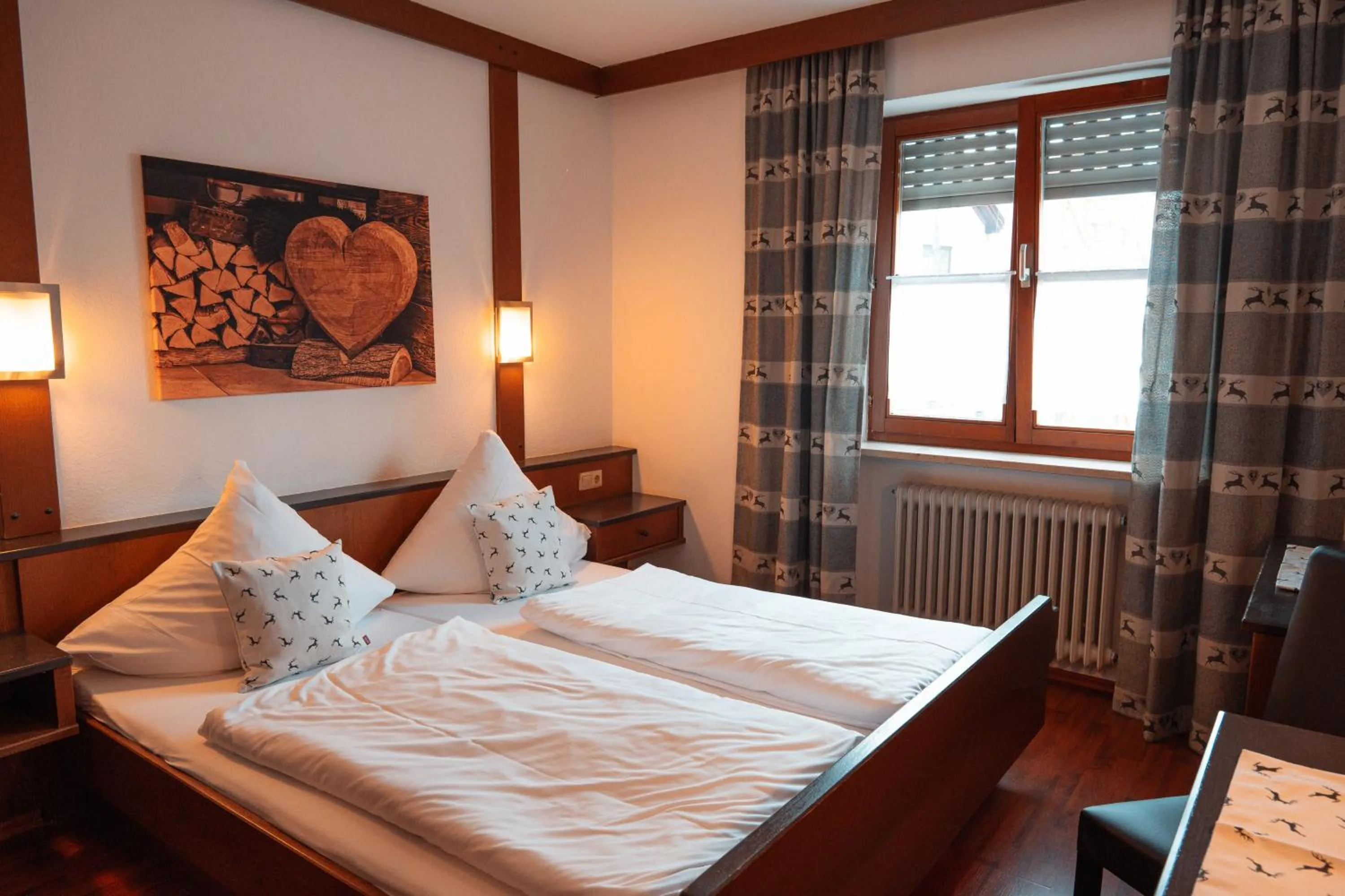 Bed in Gästehaus - Kipfenberg