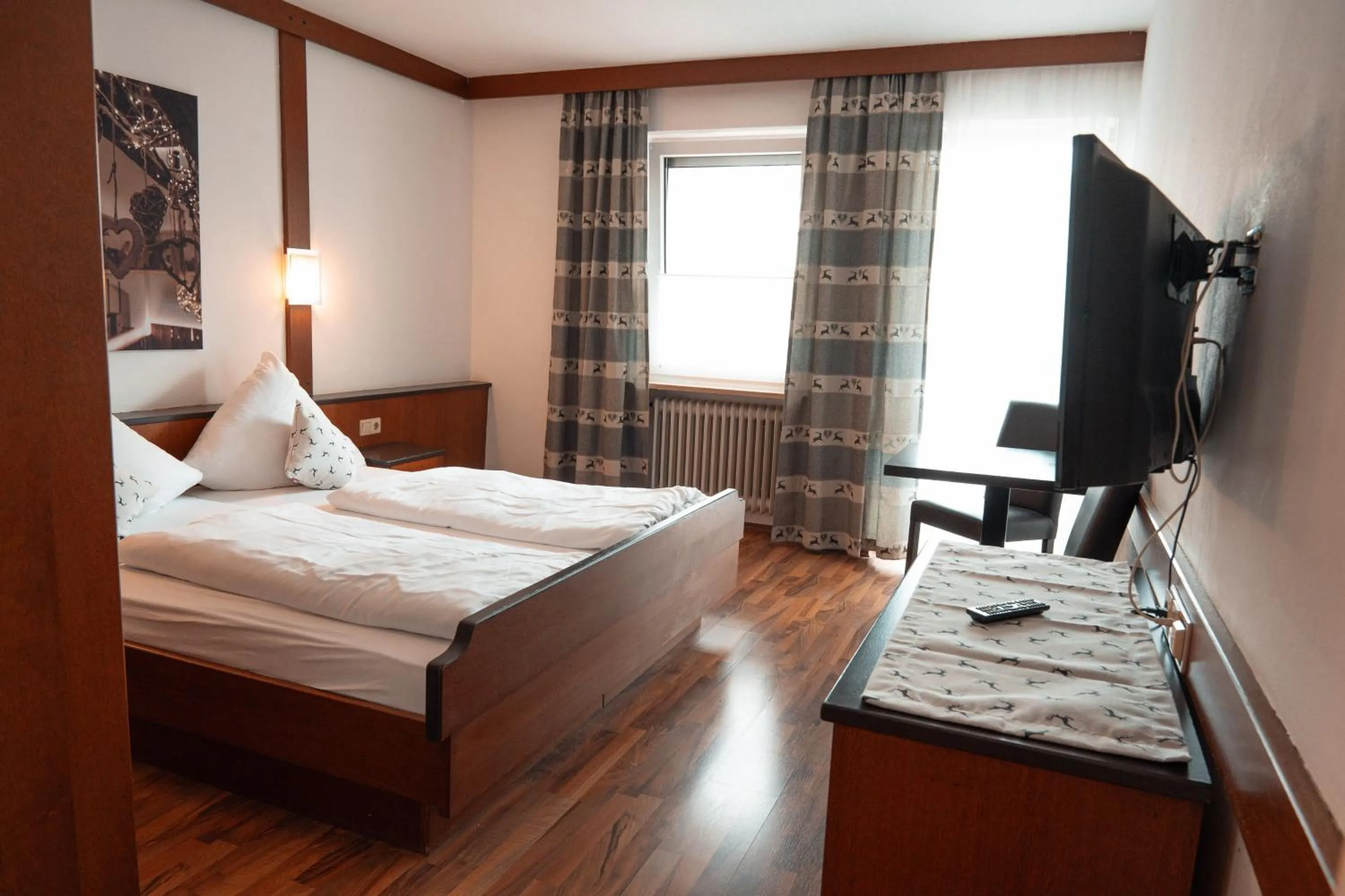 Bed in Gästehaus - Kipfenberg