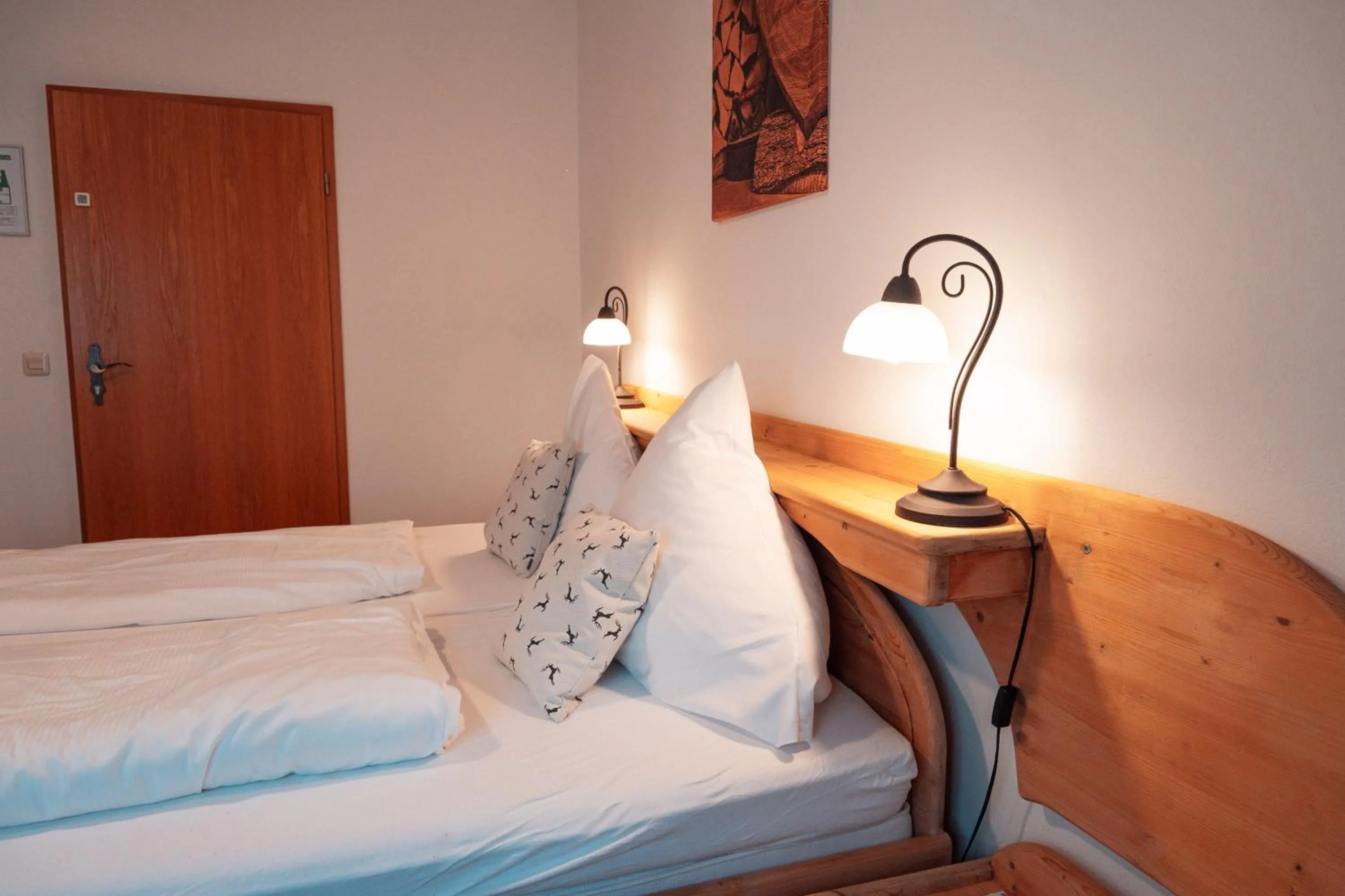 Bed in Gästehaus - Kipfenberg