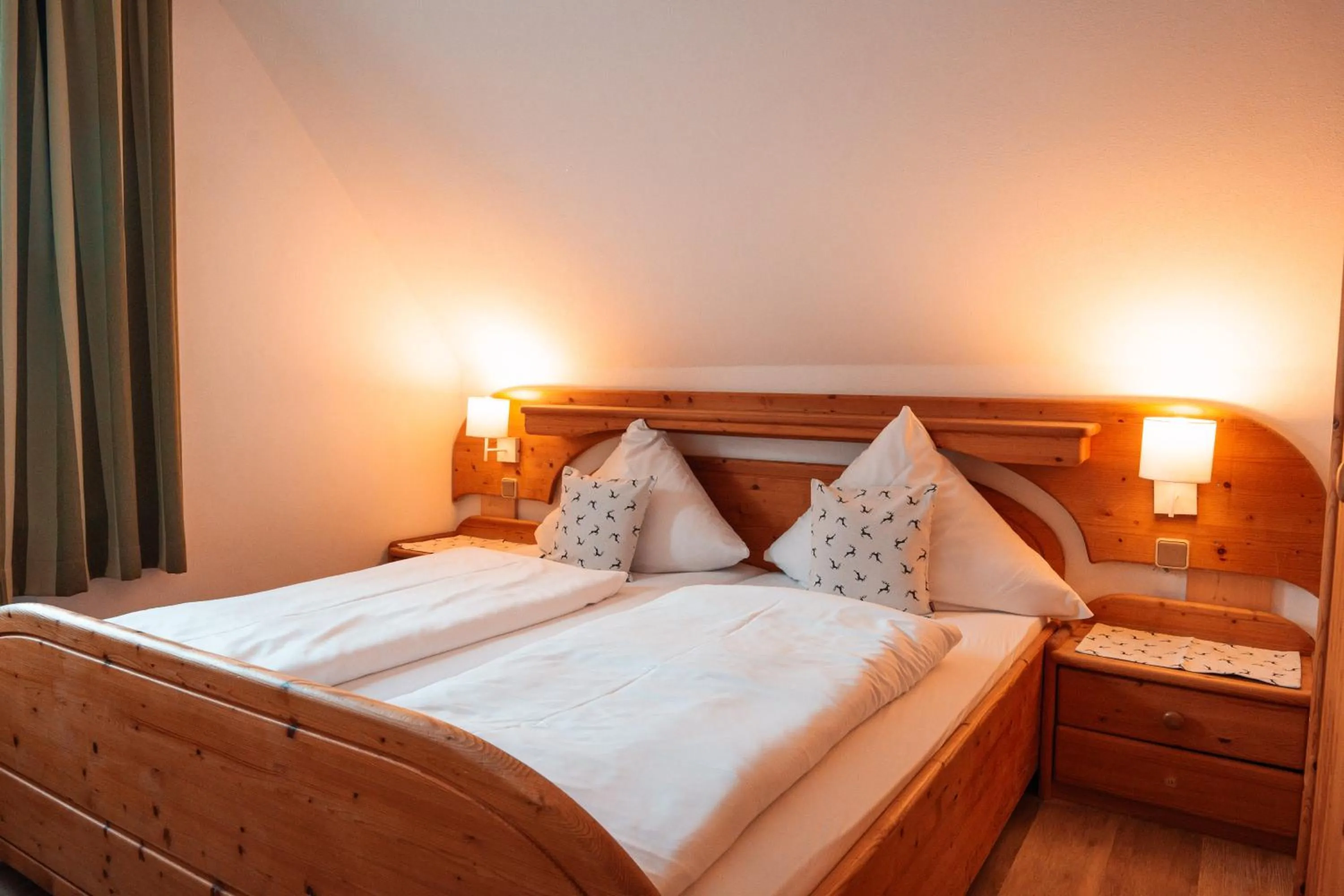 Bed in Gästehaus - Kipfenberg