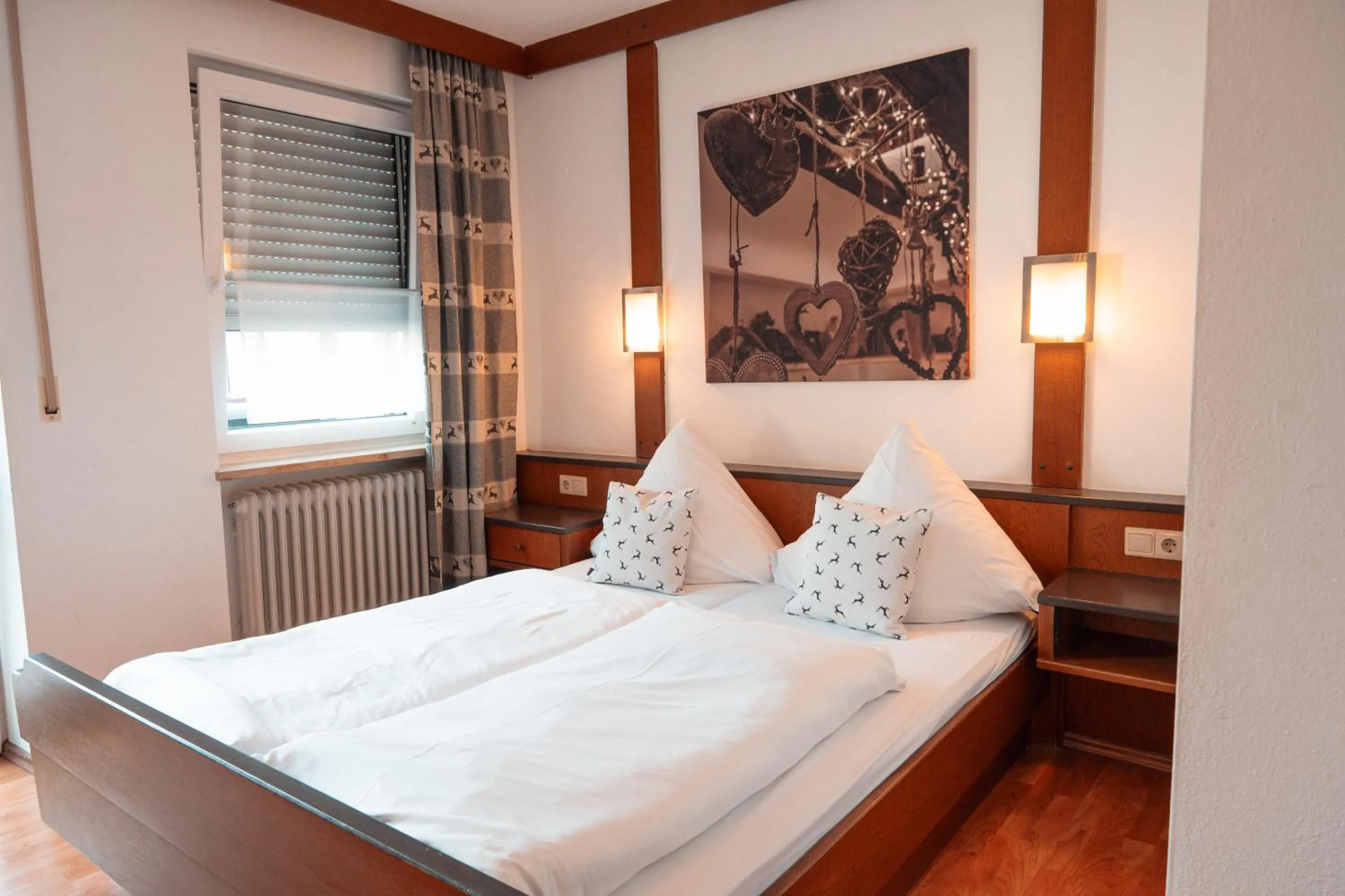 Bed in Gästehaus - Kipfenberg