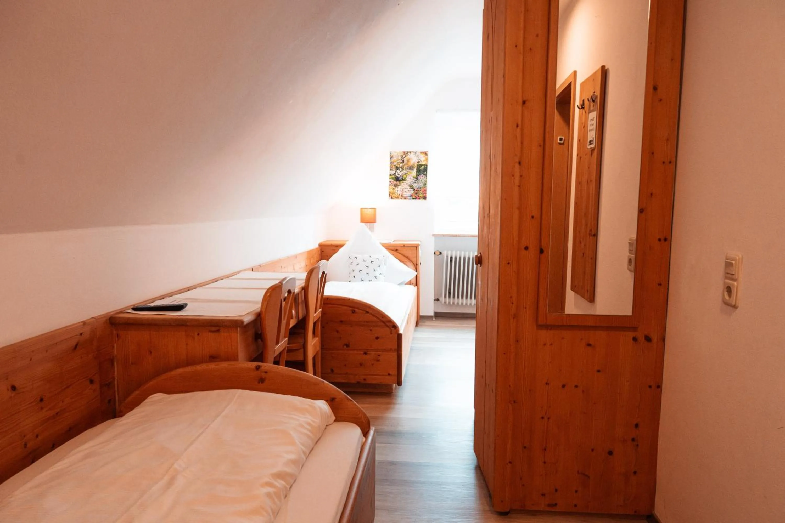 Bed in Gästehaus - Kipfenberg
