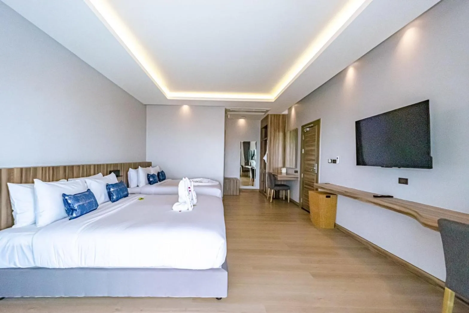 Bed in C&N Kho Khao Beach Resort - SHA Plus