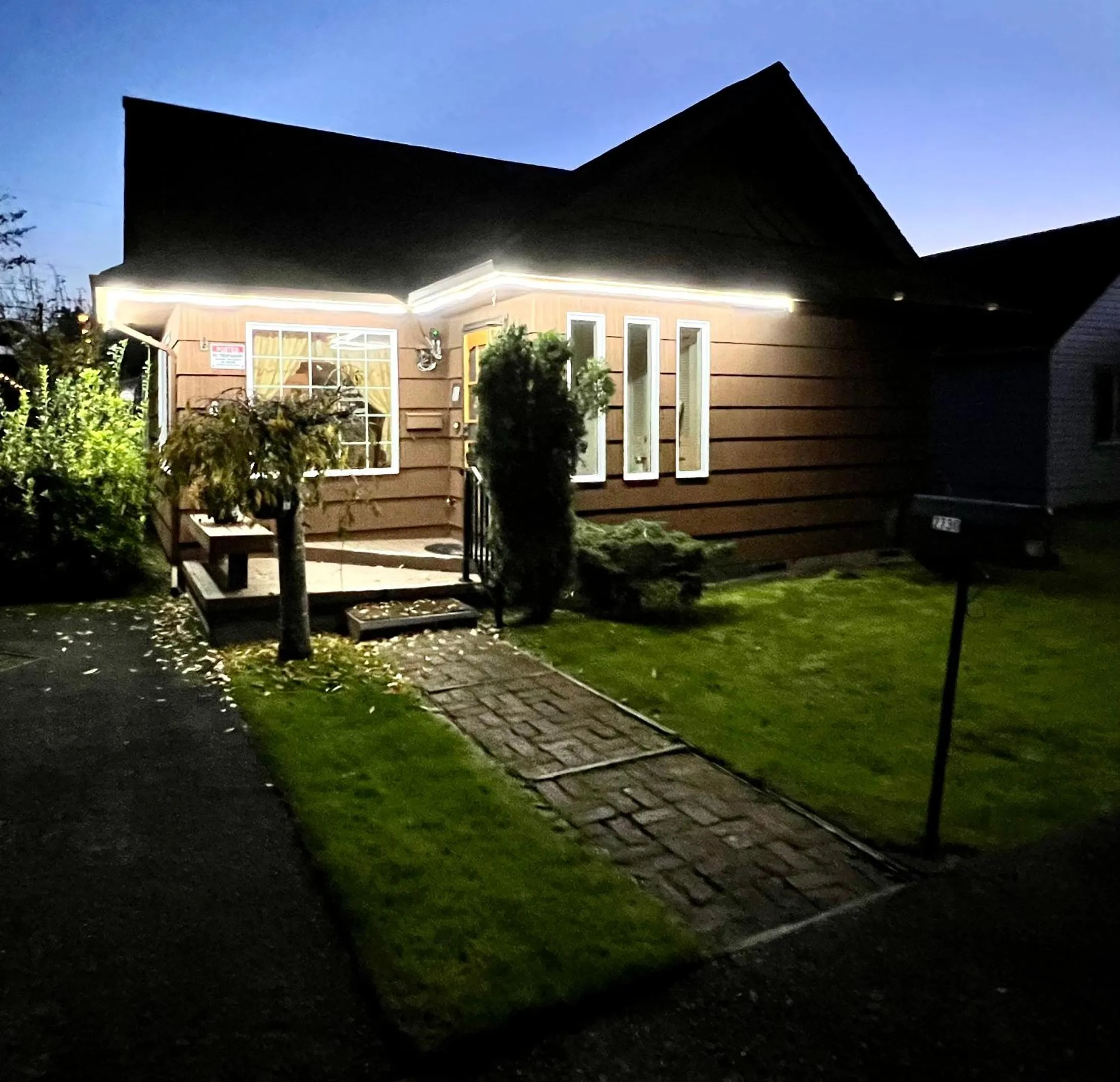 Property building in Leah's Homestay in Hoquiam