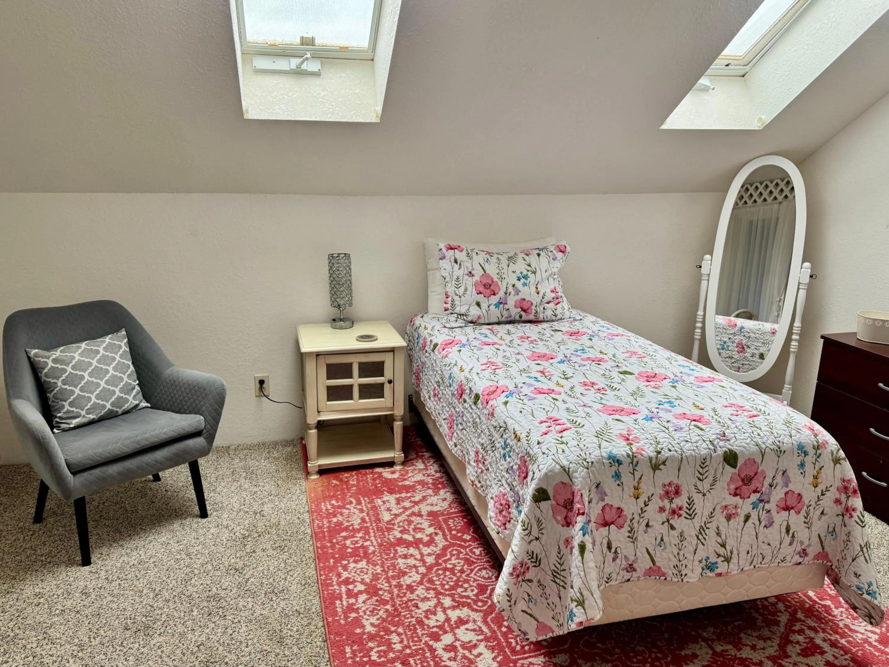 Bed in Leah's Homestay in Hoquiam