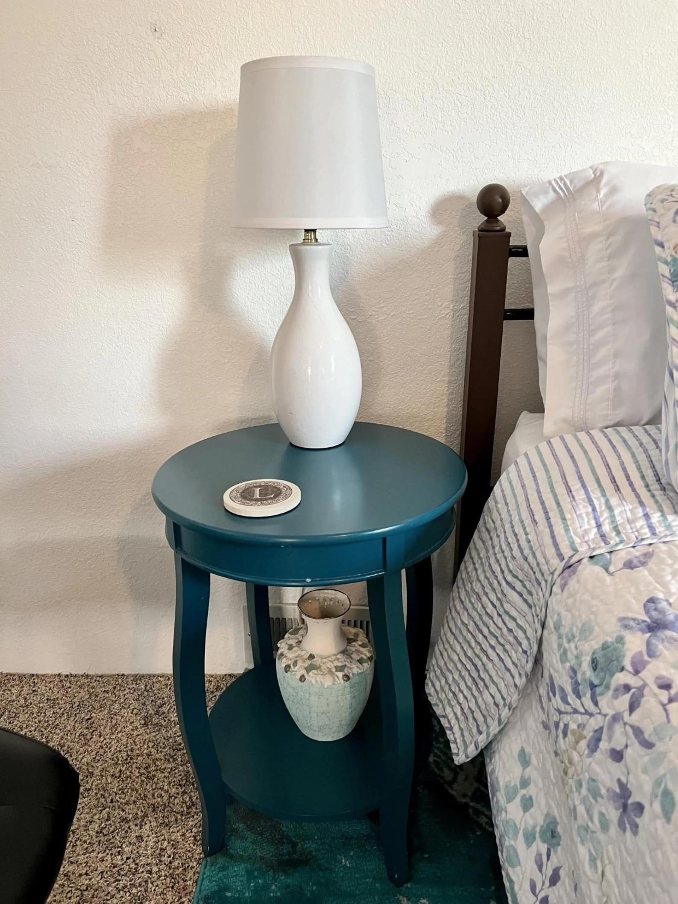 Decorative detail in Leah's Homestay in Hoquiam