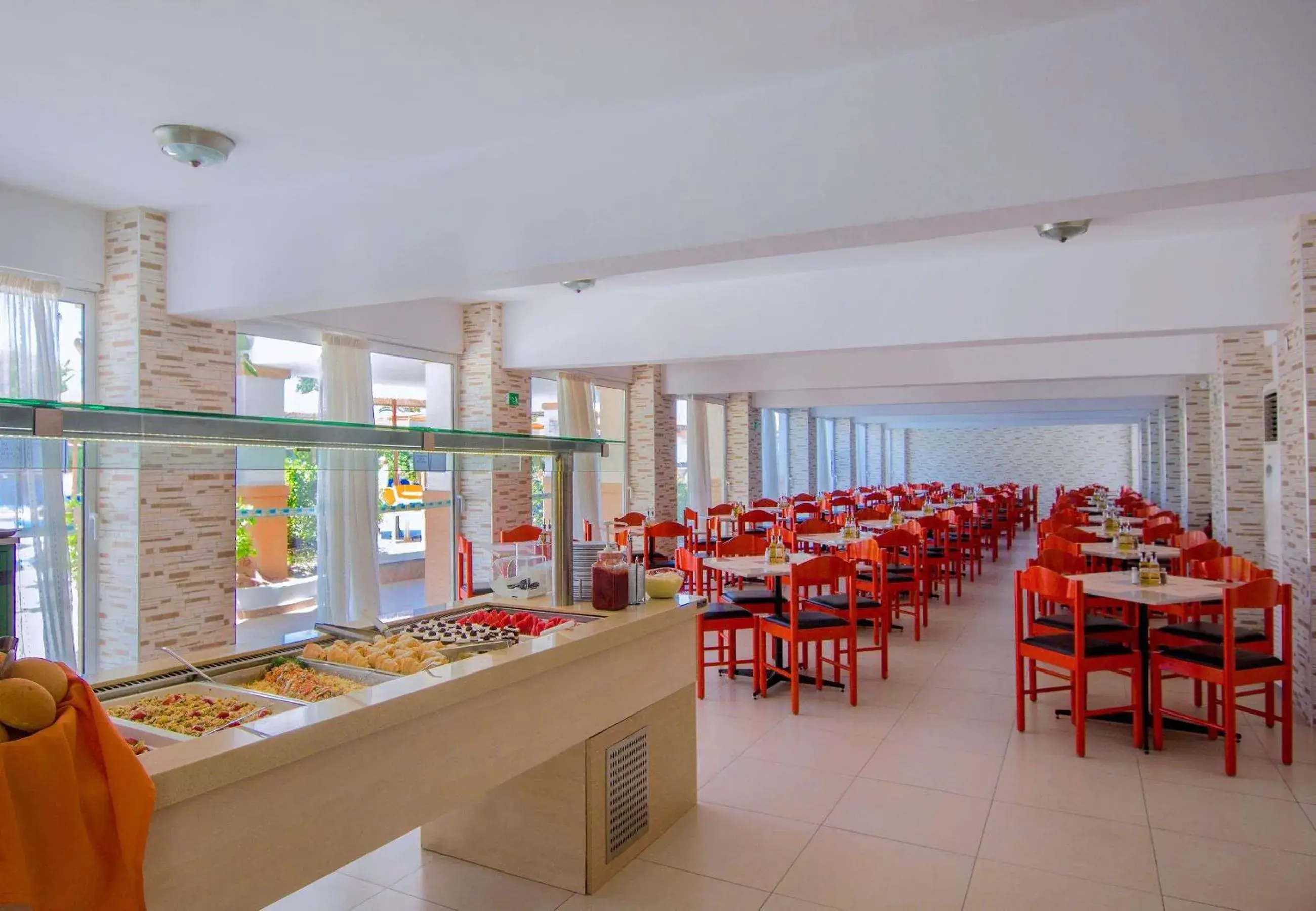 Restaurant/places to eat in Lito Hotel Restaurant/places to eat in Lito Hotel
