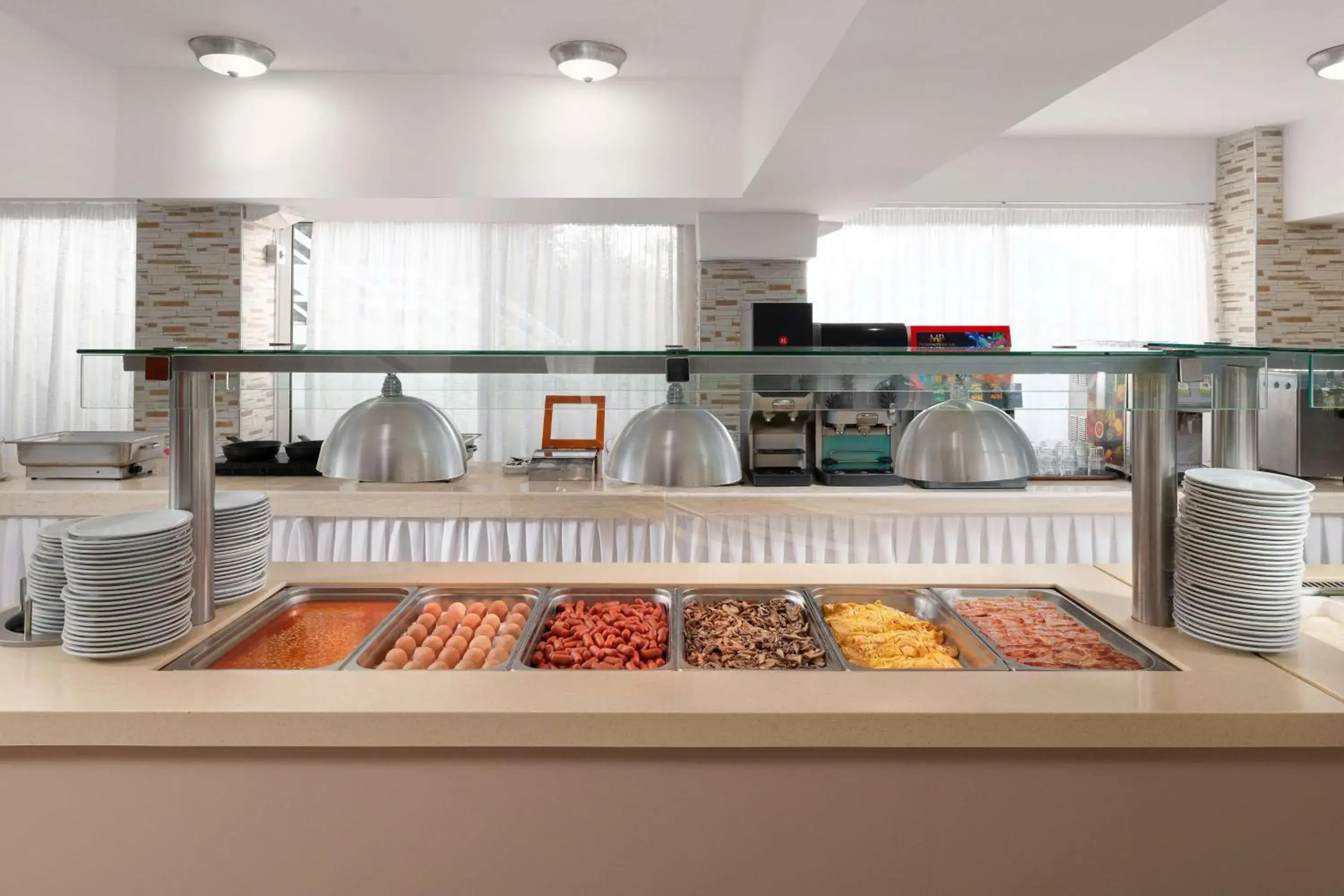 Restaurant/places to eat in Lito Hotel Restaurant/places to eat in Lito Hotel