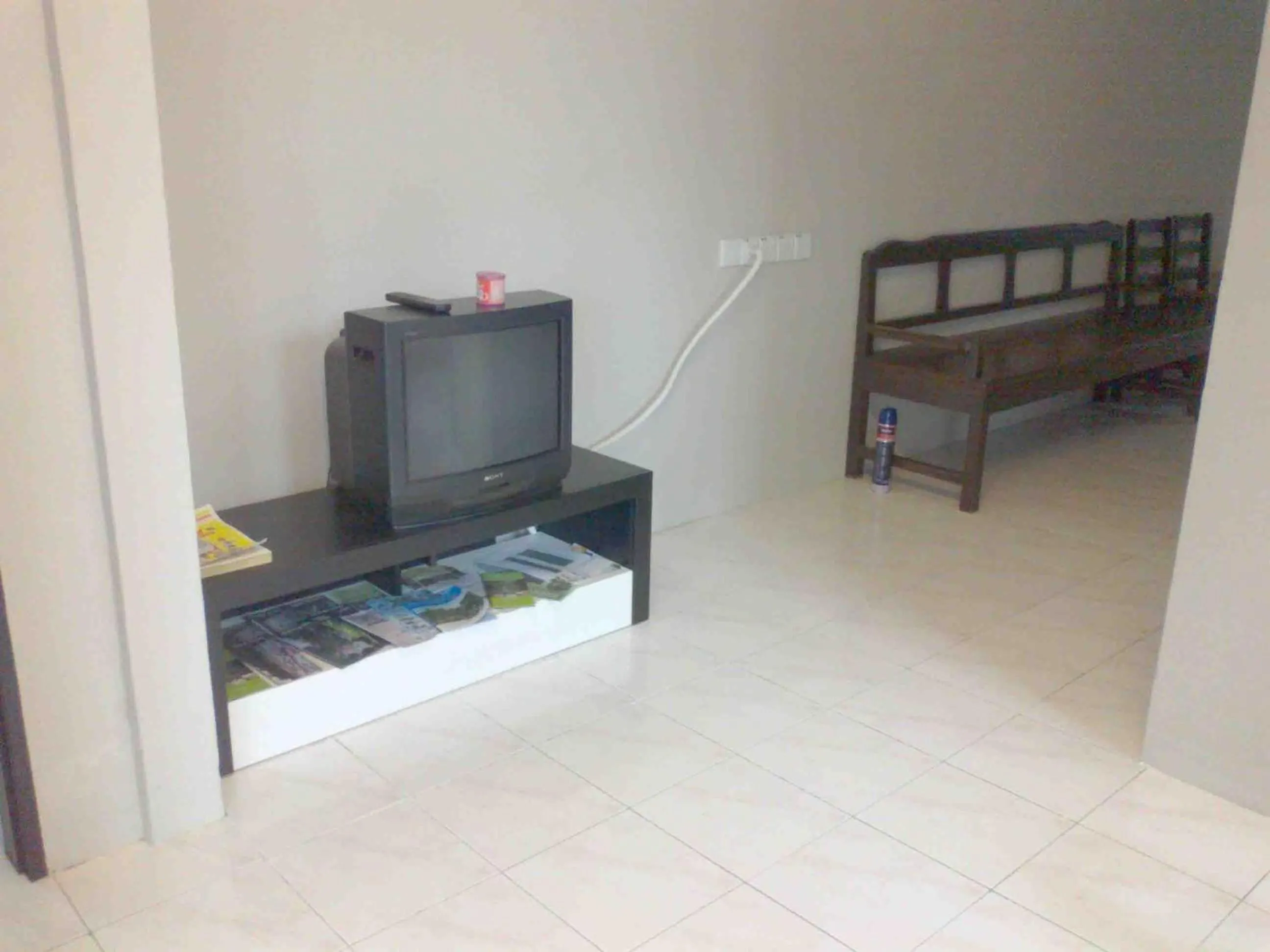 Communal lounge/ TV room, Bed in Pan Homestay