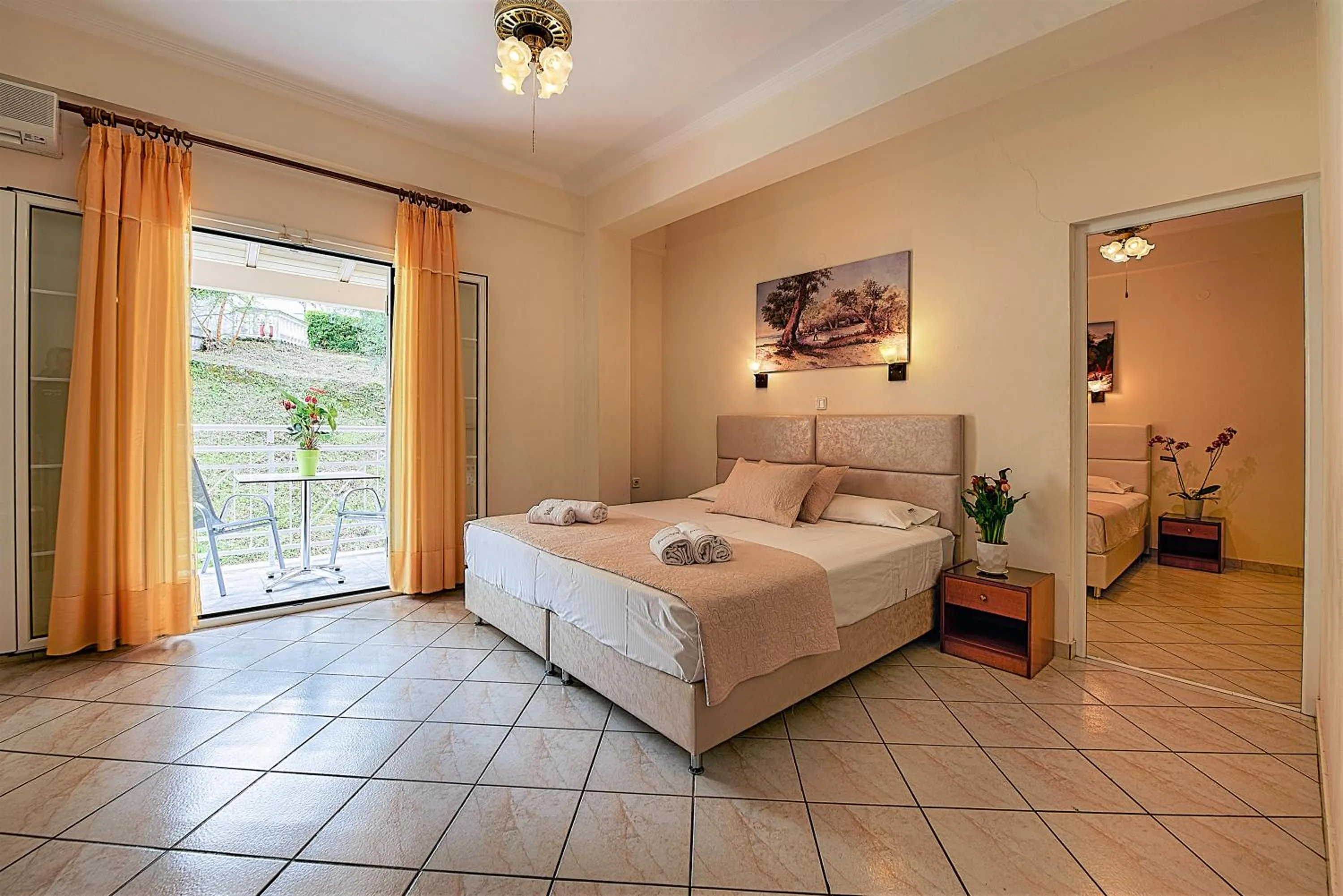 Bed in Angelica Hotel