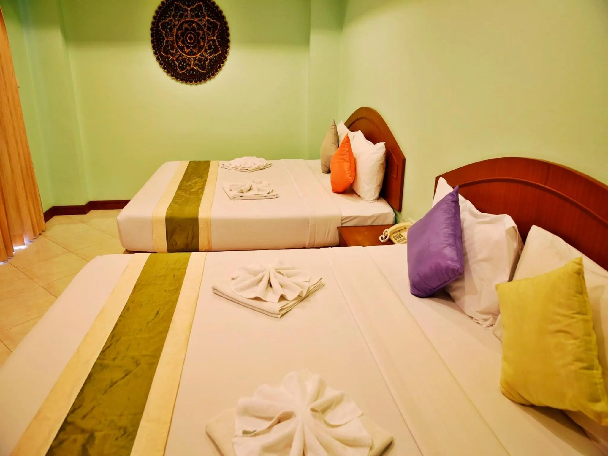 Property building, Bed in Baan SS Karon