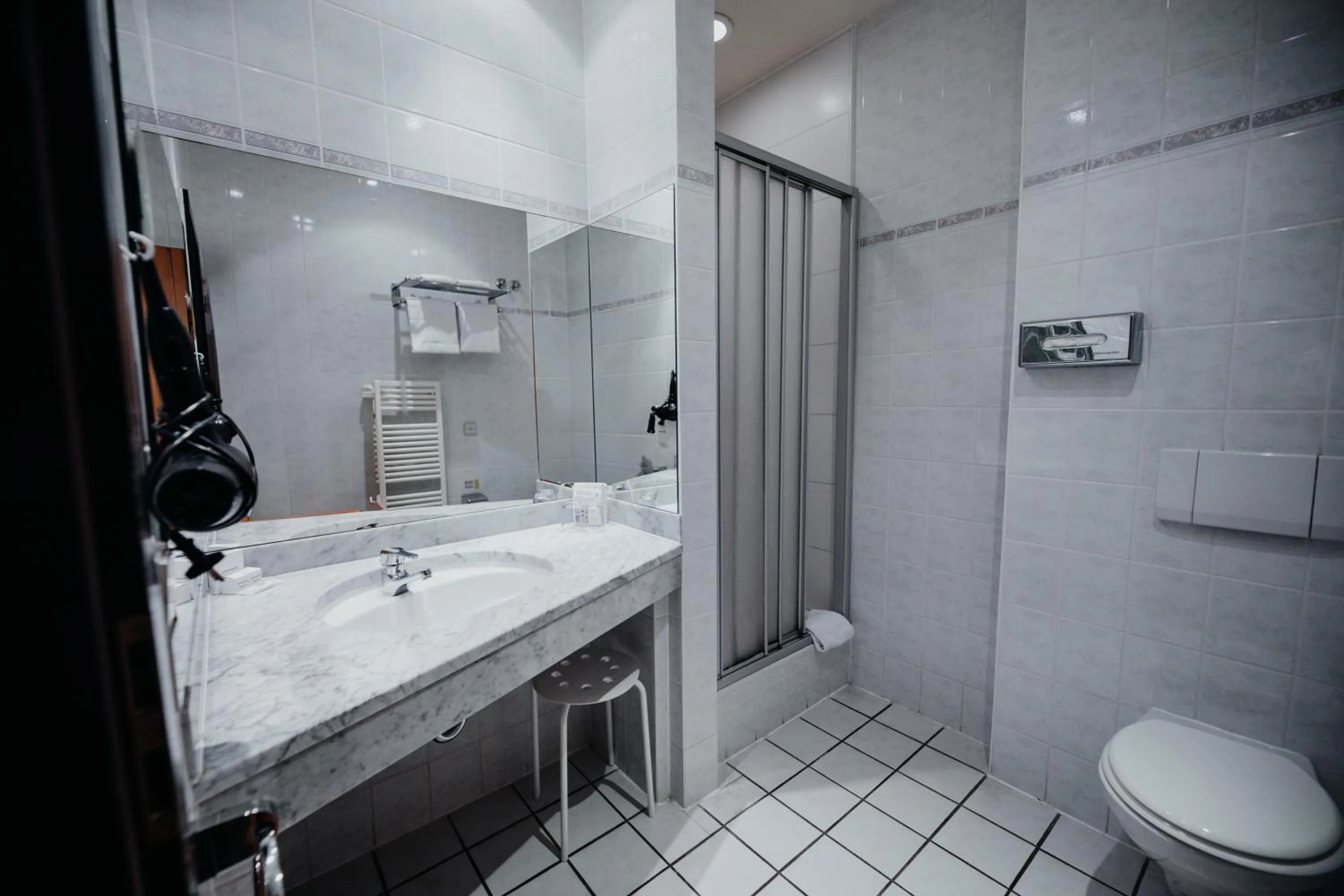 Shower in Sonnenhotel Hoher Hahn