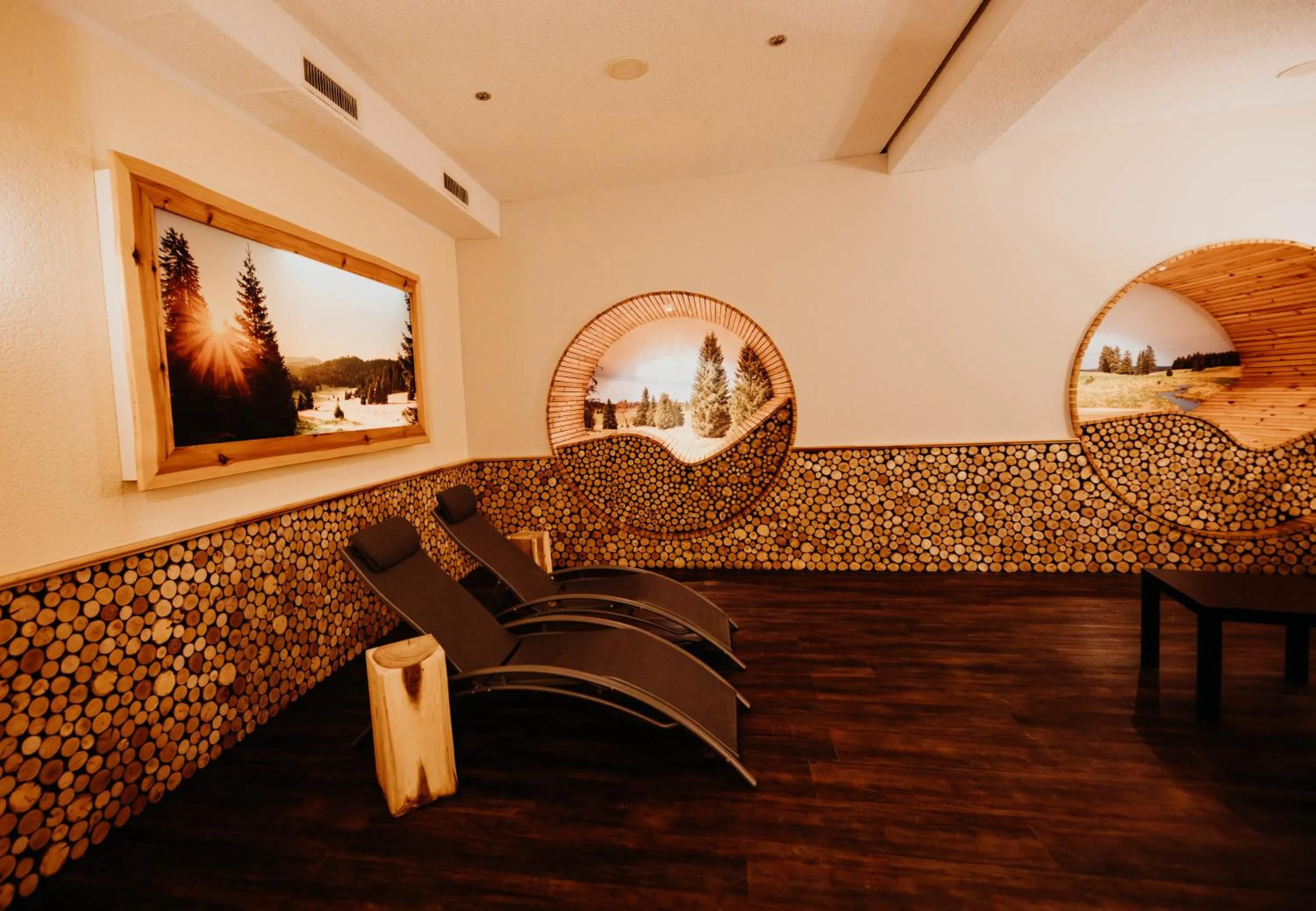 Spa and wellness centre/facilities in Sonnenhotel Hoher Hahn