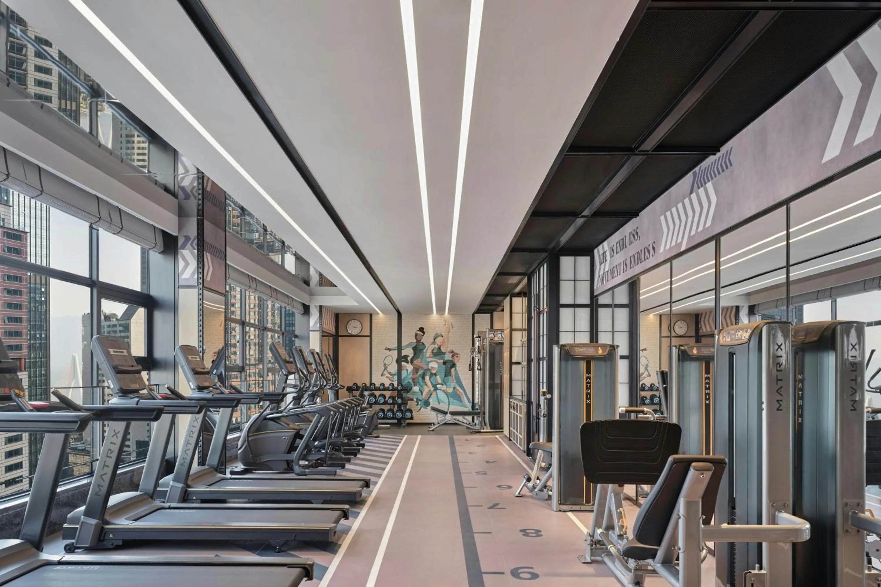 Fitness centre/facilities in Four Points by Sheraton Chongqing