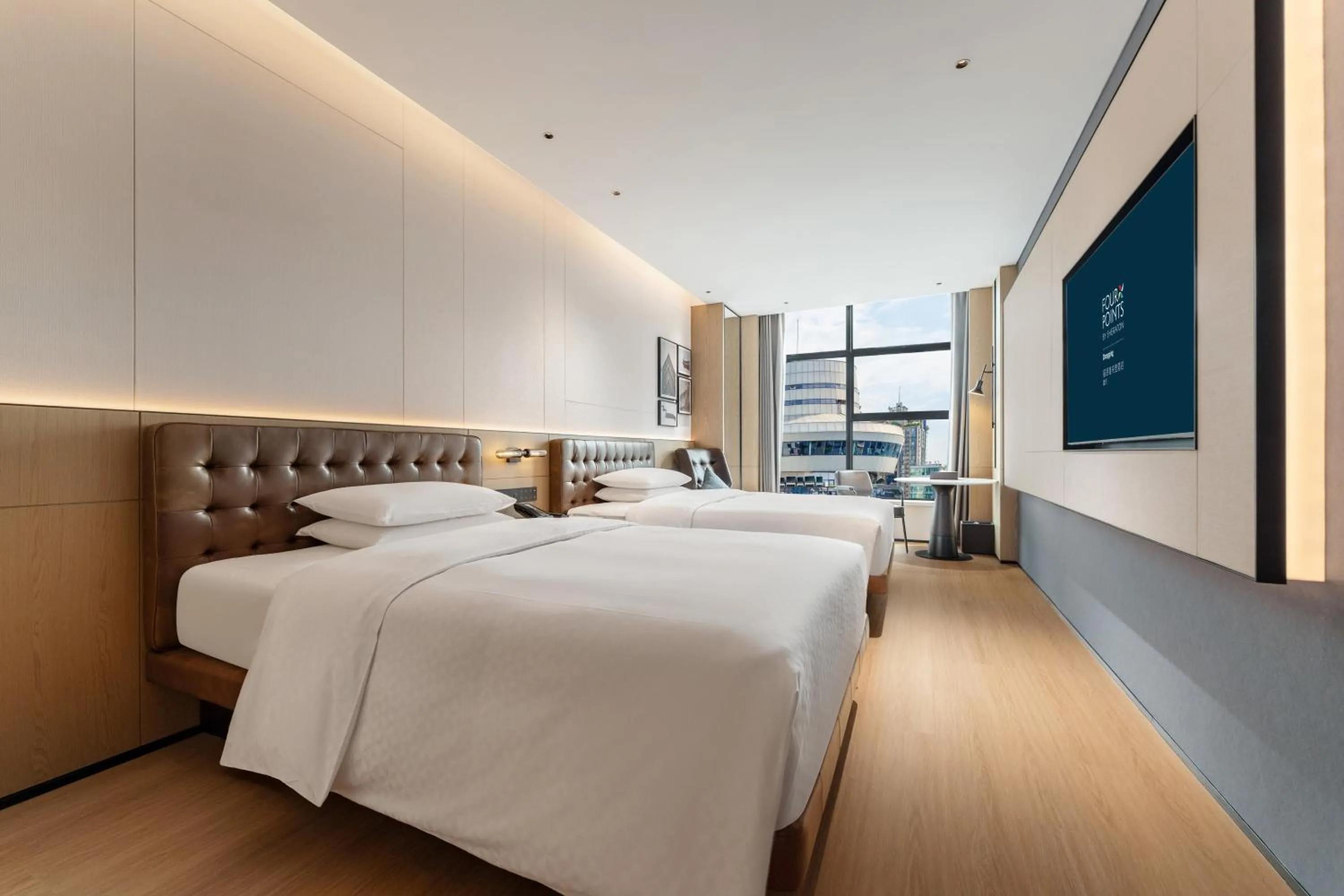 Bed in Four Points by Sheraton Chongqing
