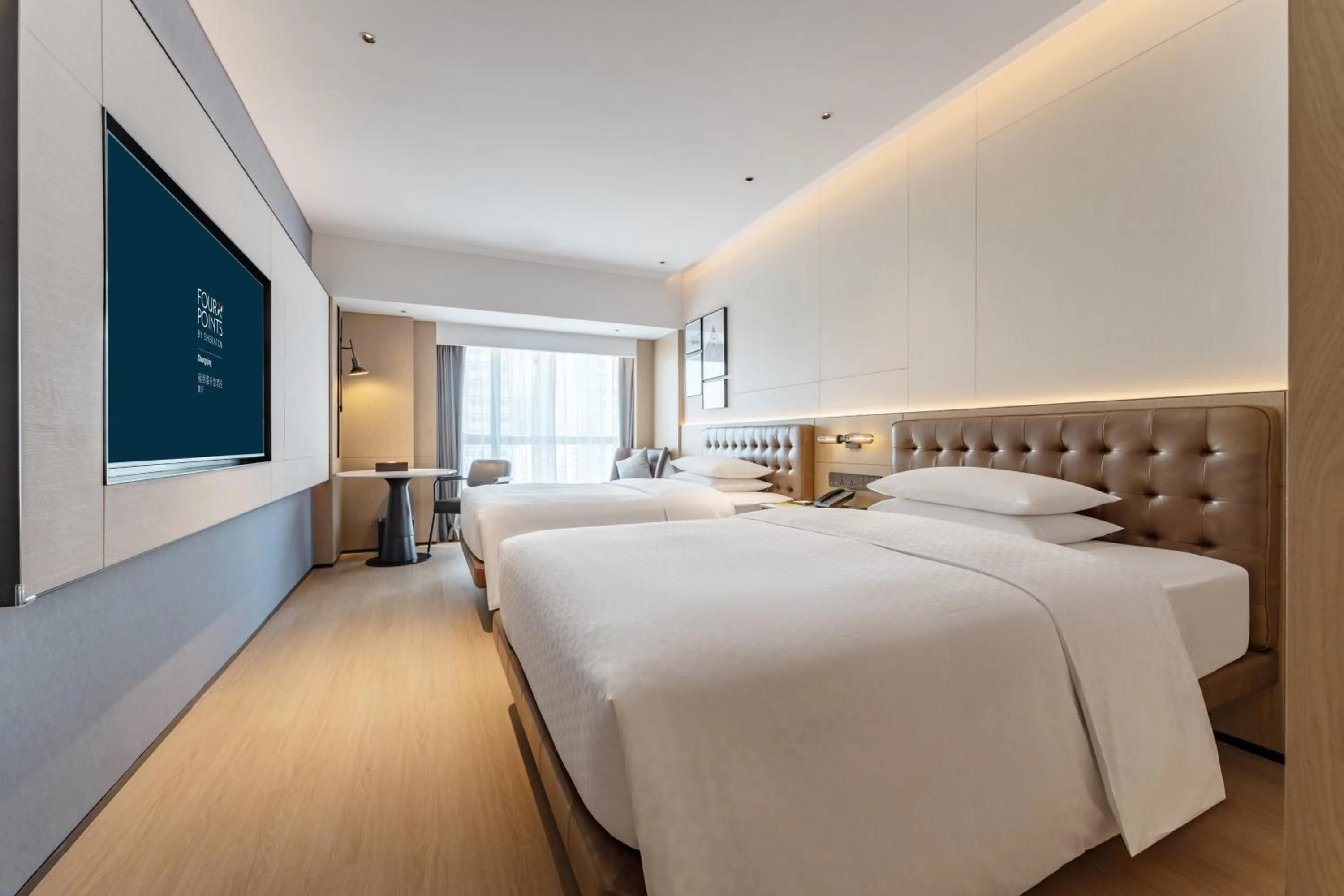 Bed in Four Points by Sheraton Chongqing