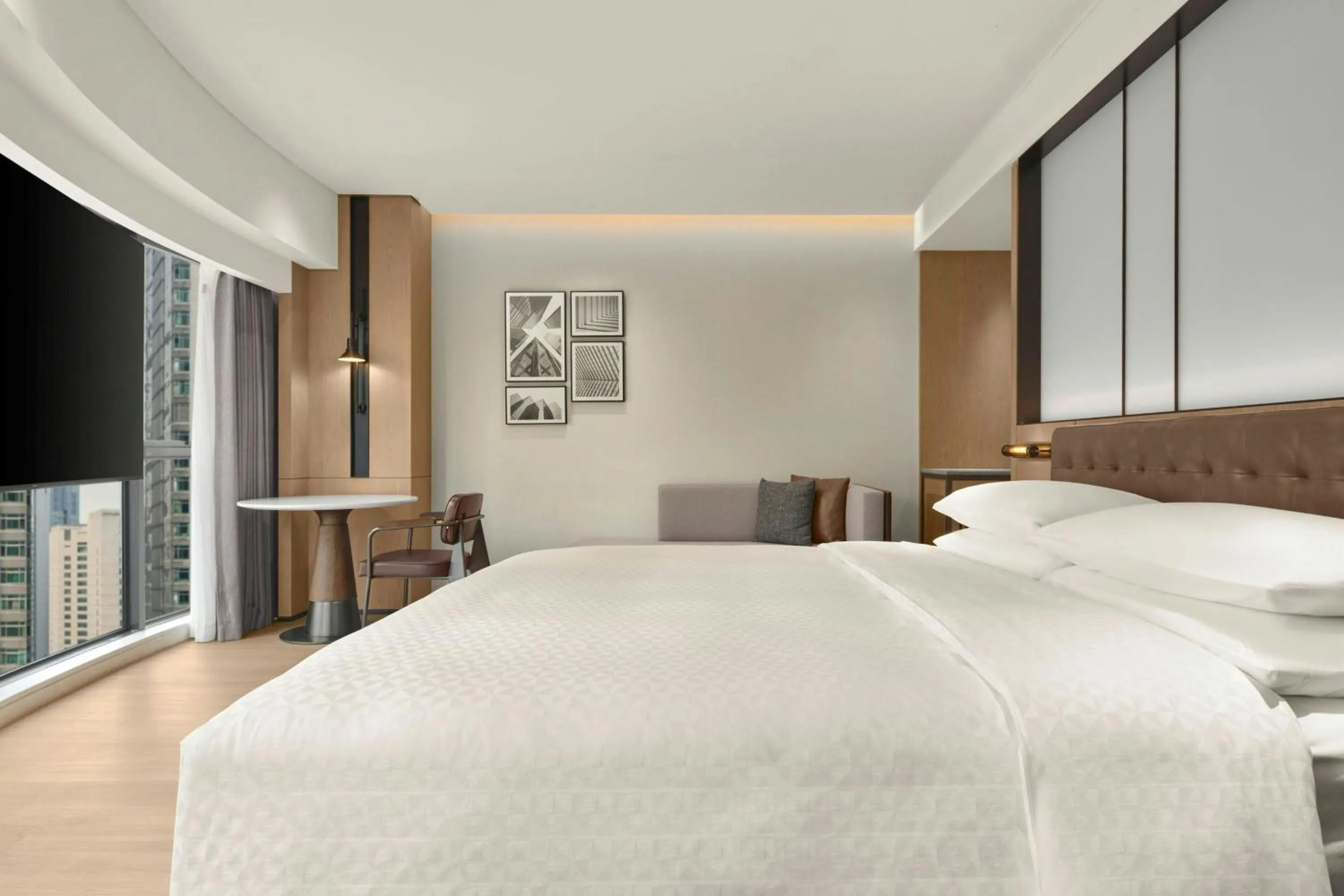 Photo of the whole room, Bed in Four Points by Sheraton Chongqing