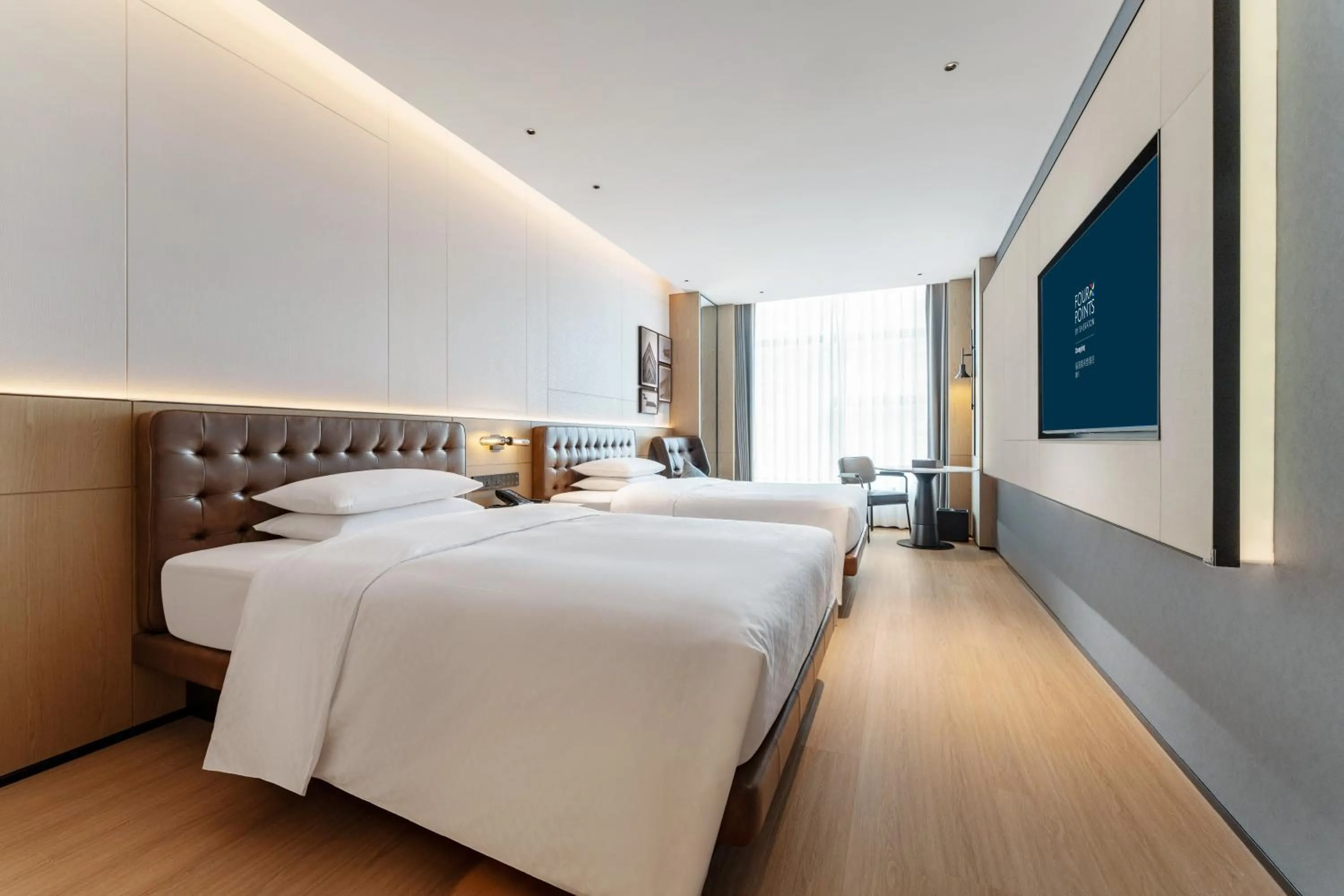 Bed in Four Points by Sheraton Chongqing