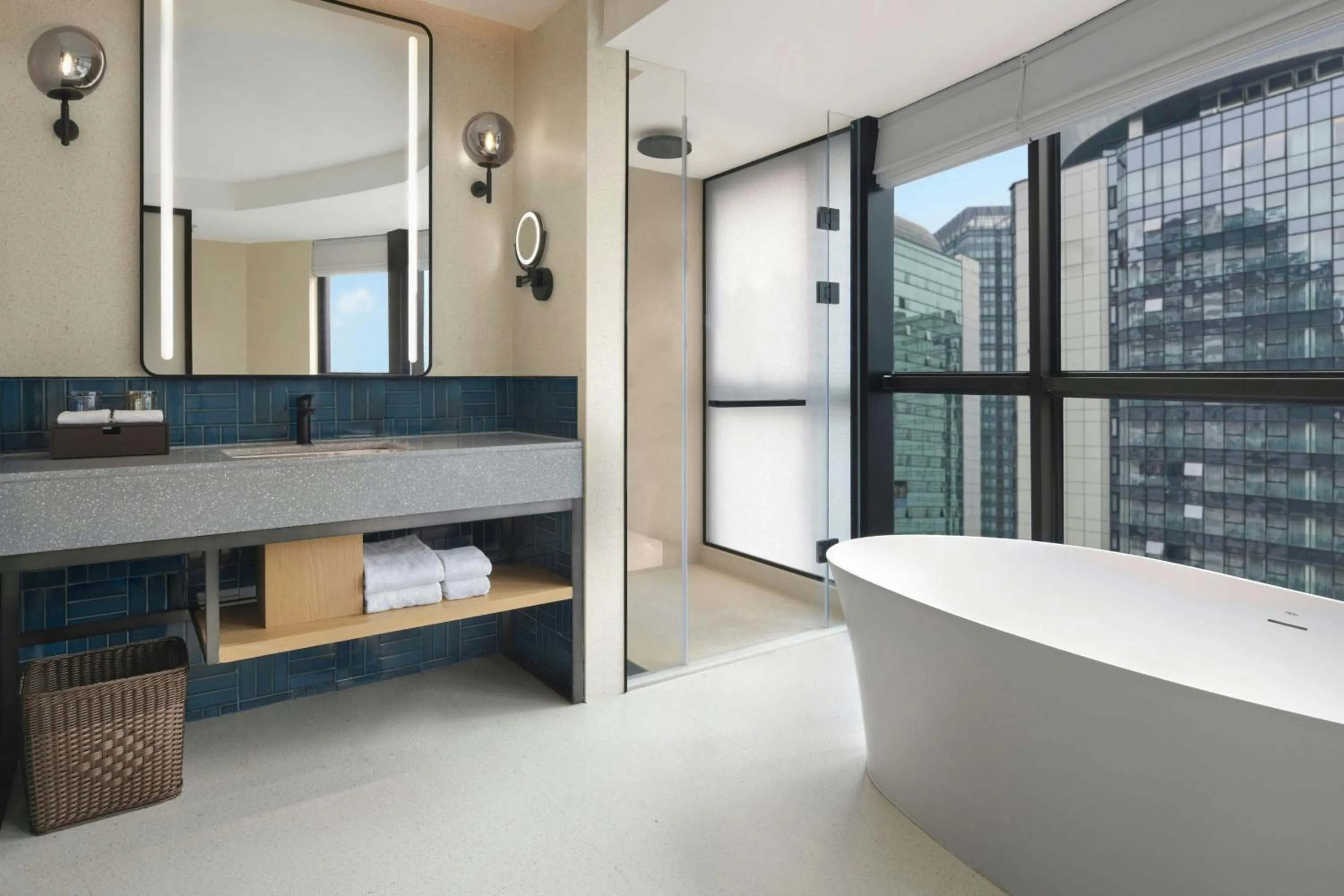 Photo of the whole room in Four Points by Sheraton Chongqing