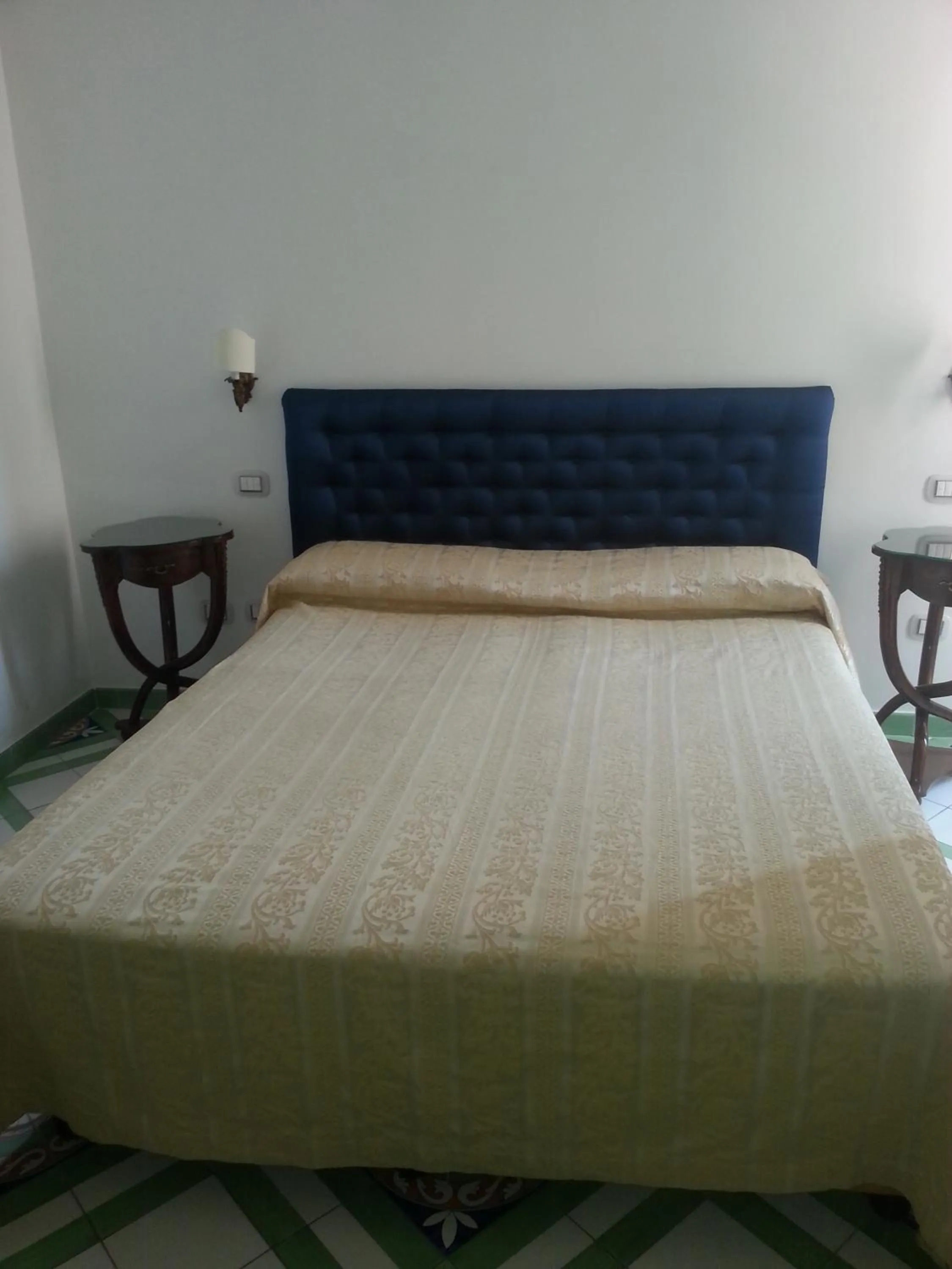 Bedroom, Bed in Hotel Croce Di Amalfi