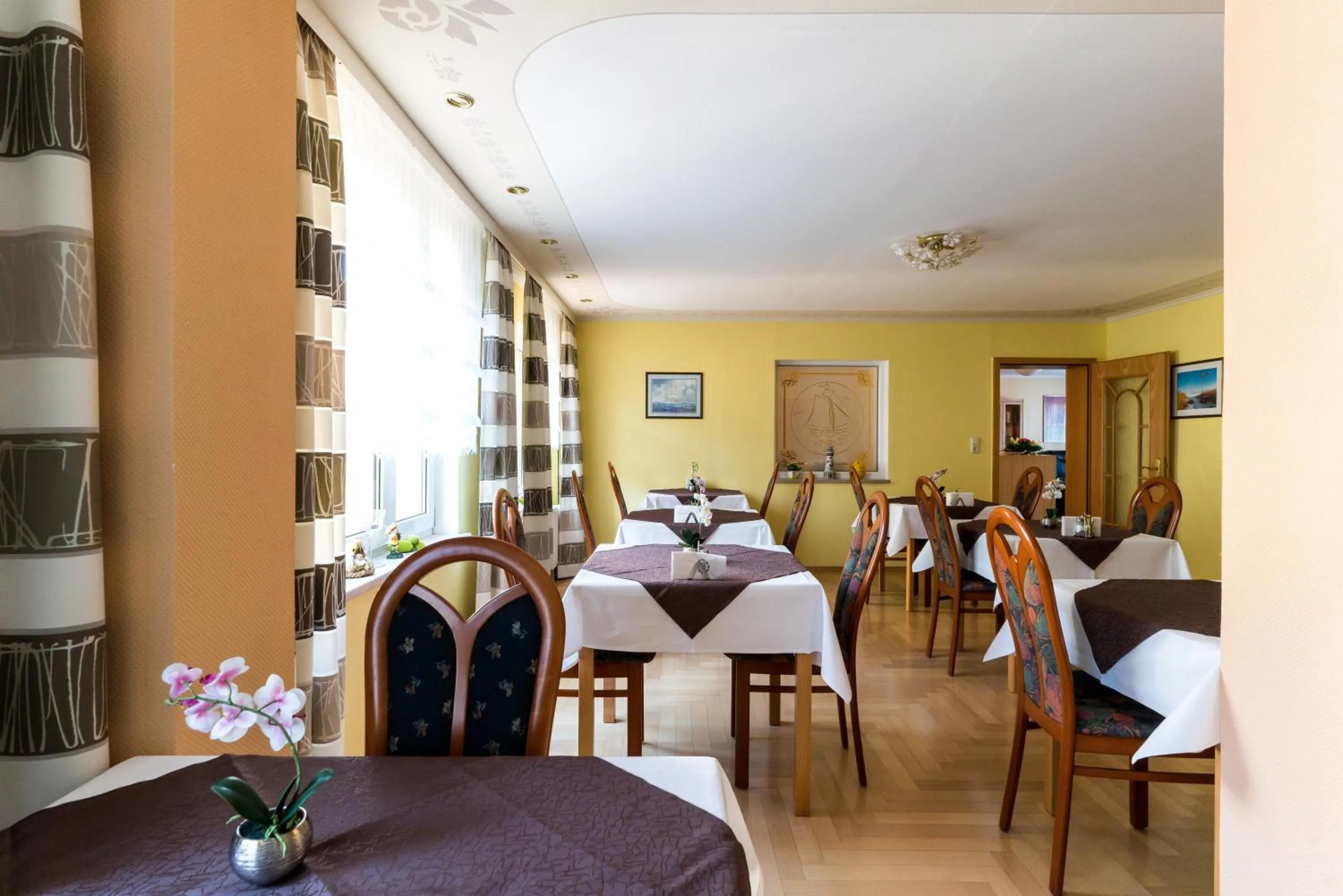 Hotel Adler