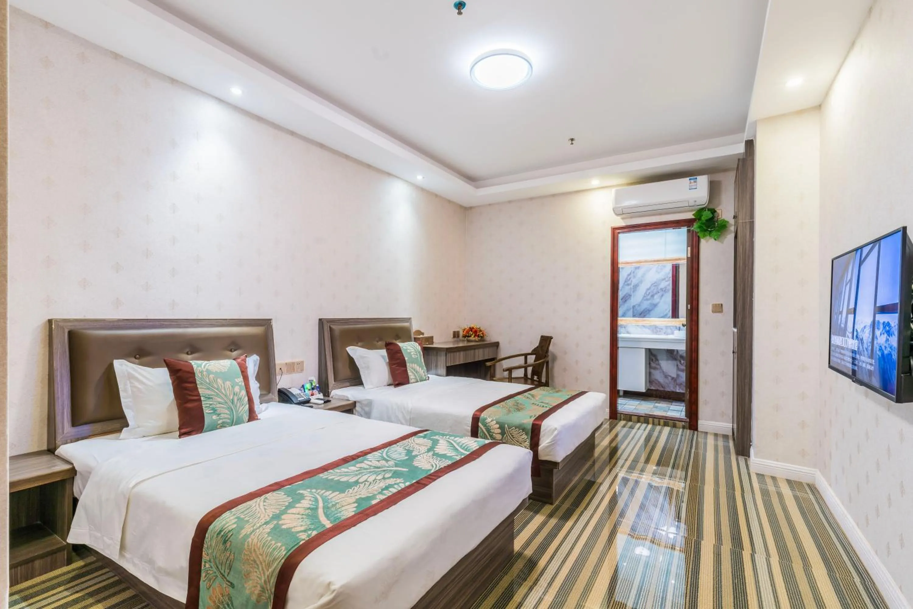Bed in Shengli Hydrotherapy Vacation Hotel
