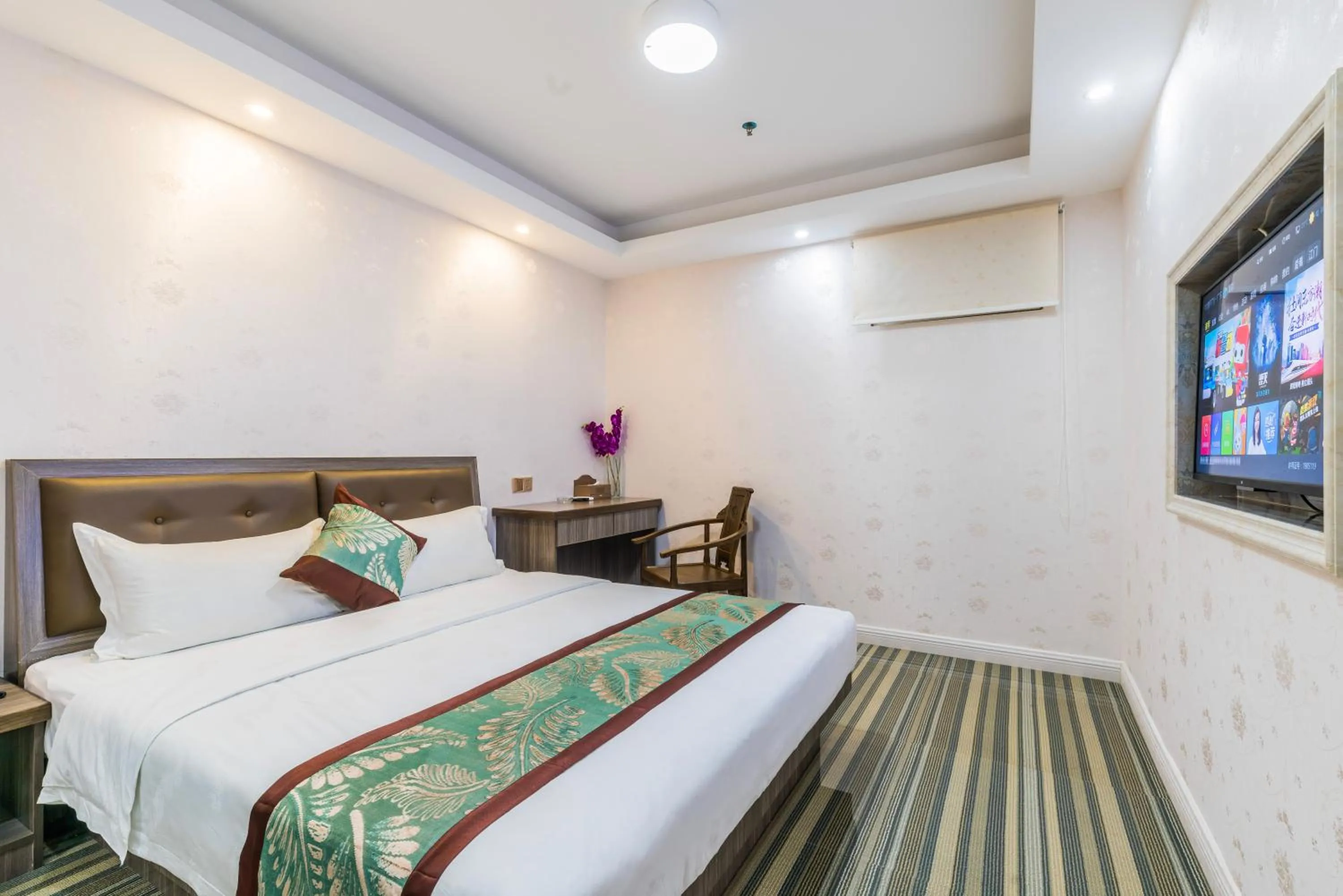 Bed in Shengli Hydrotherapy Vacation Hotel