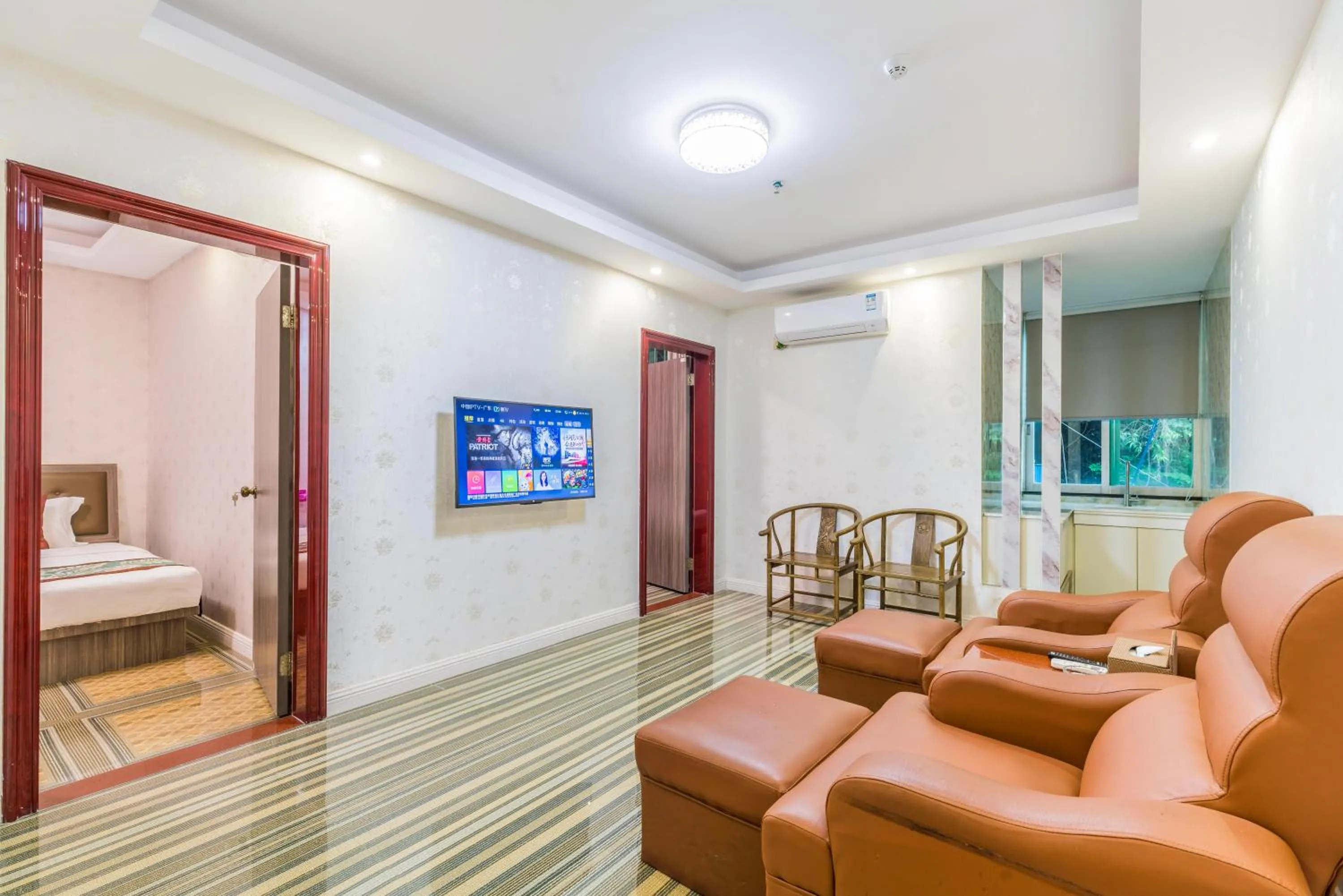 Shengli Hydrotherapy Vacation Hotel