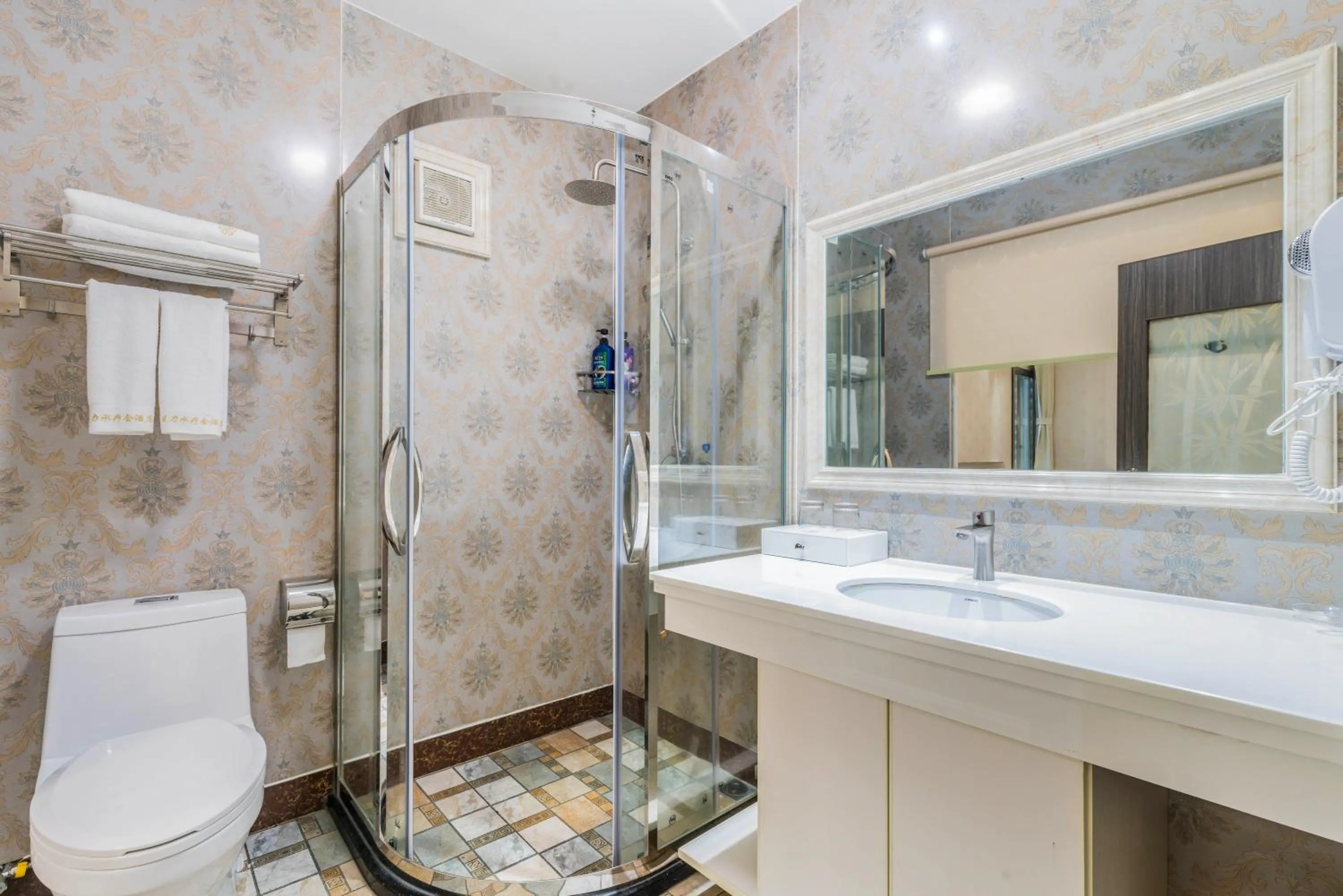 Shengli Hydrotherapy Vacation Hotel