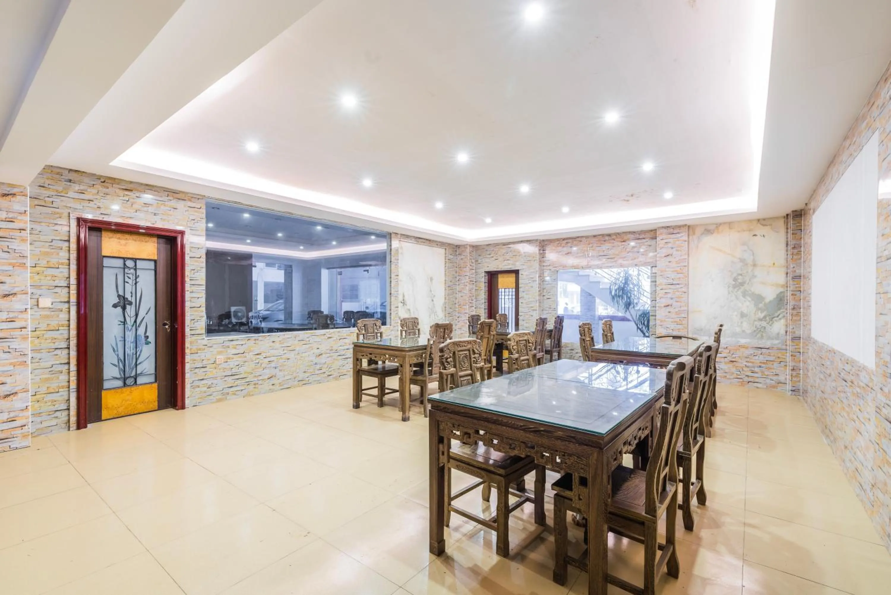 Restaurant/places to eat in Shengli Hydrotherapy Vacation Hotel