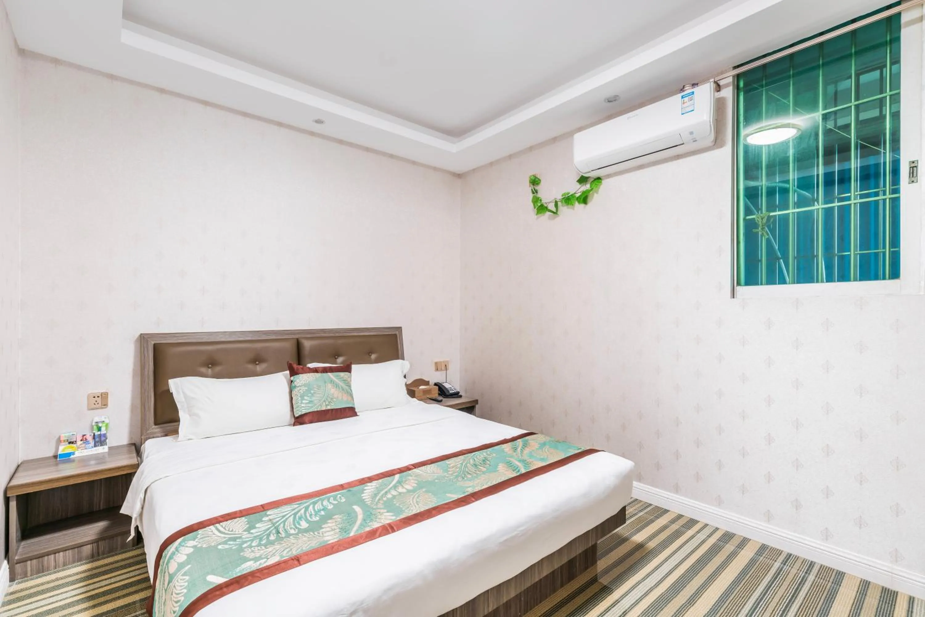 Bed in Shengli Hydrotherapy Vacation Hotel