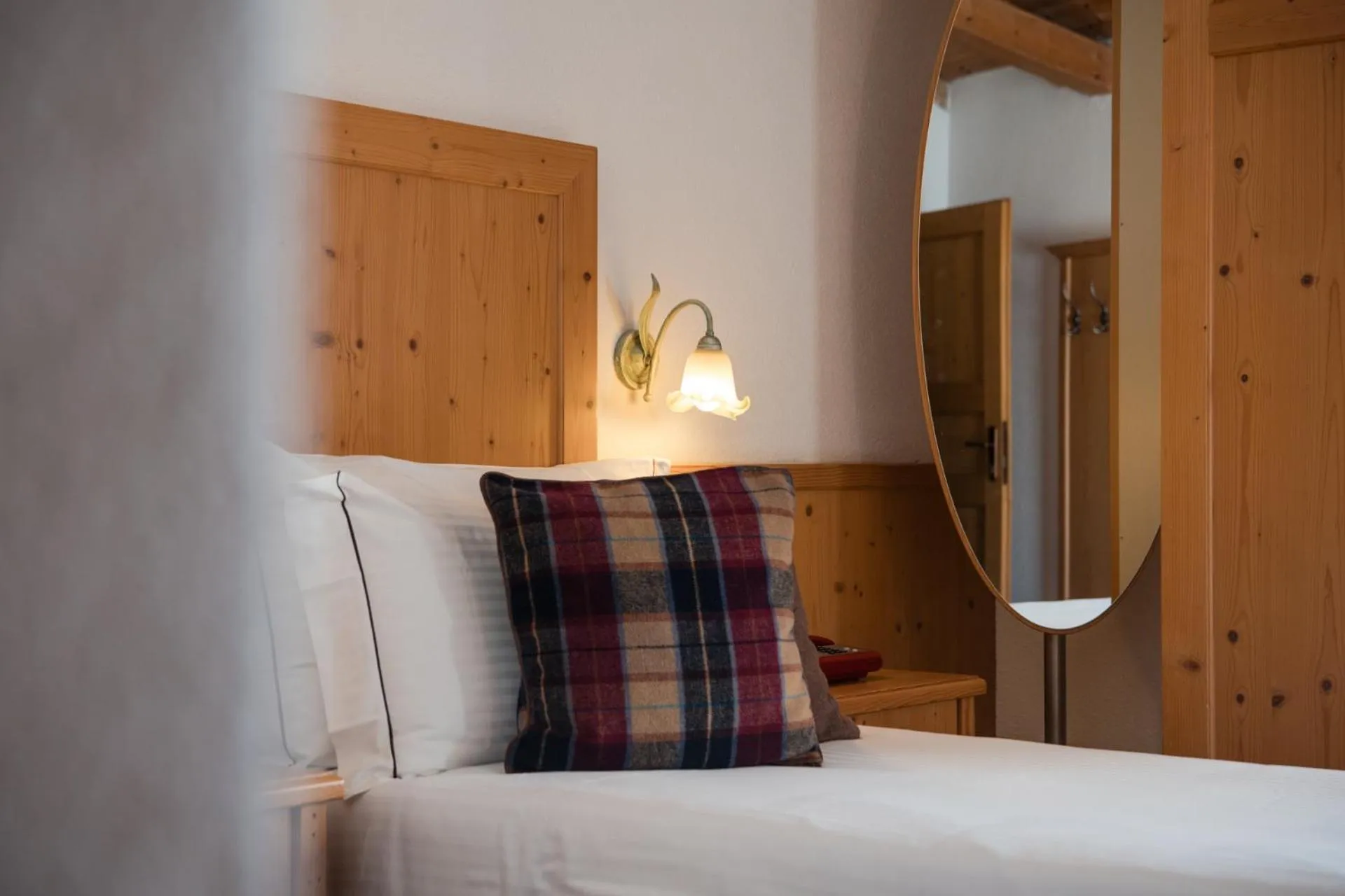 Bedroom, Bed in Olimpia Hotel