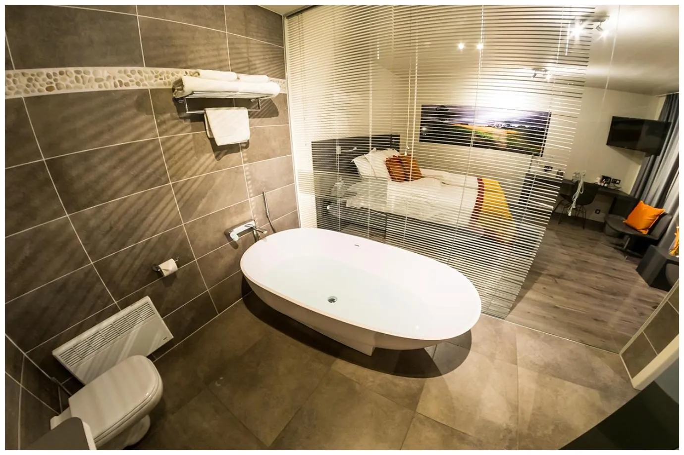 Bathroom in Abalona Hotel & Apartments