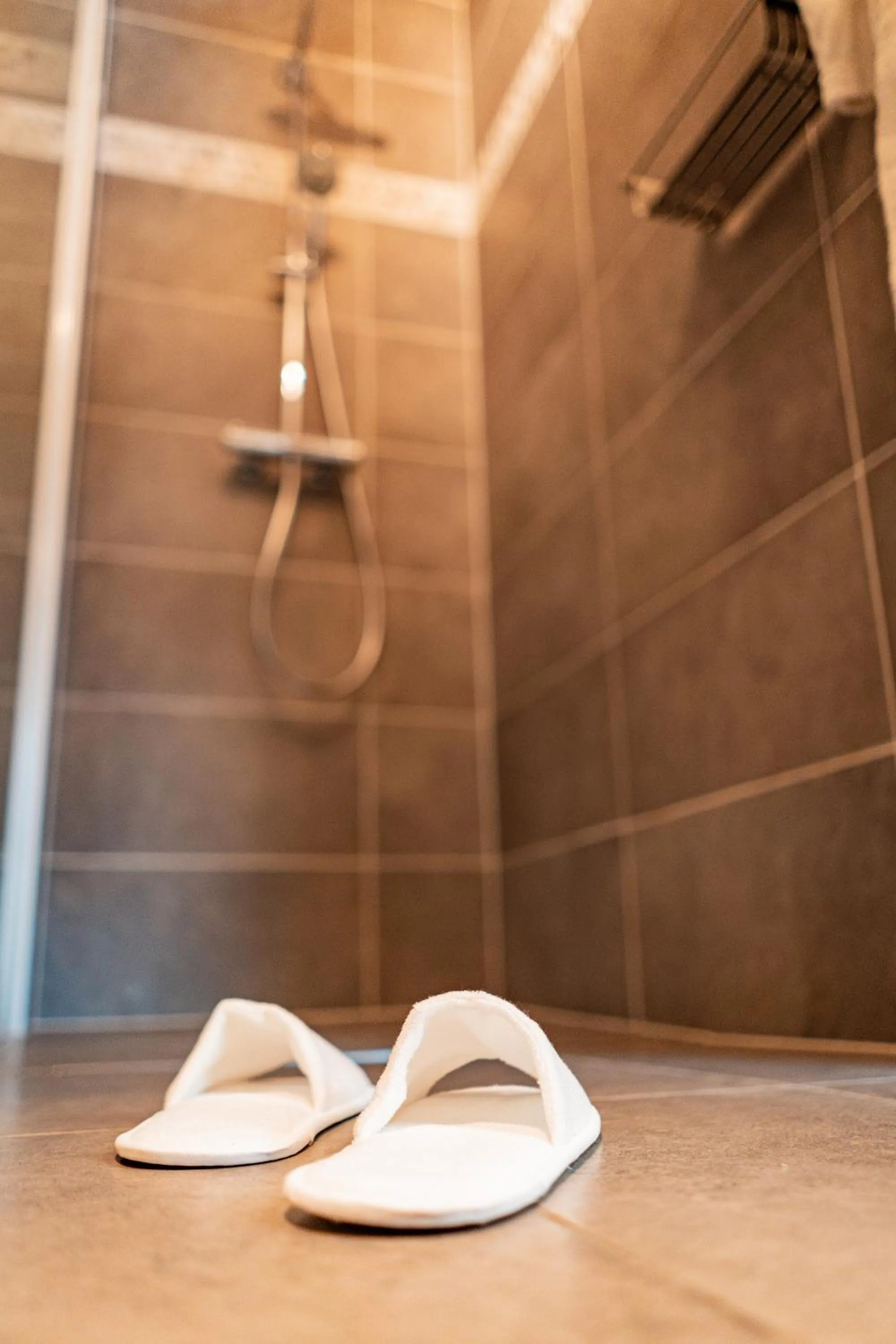 Shower in Abalona Hotel & Apartments